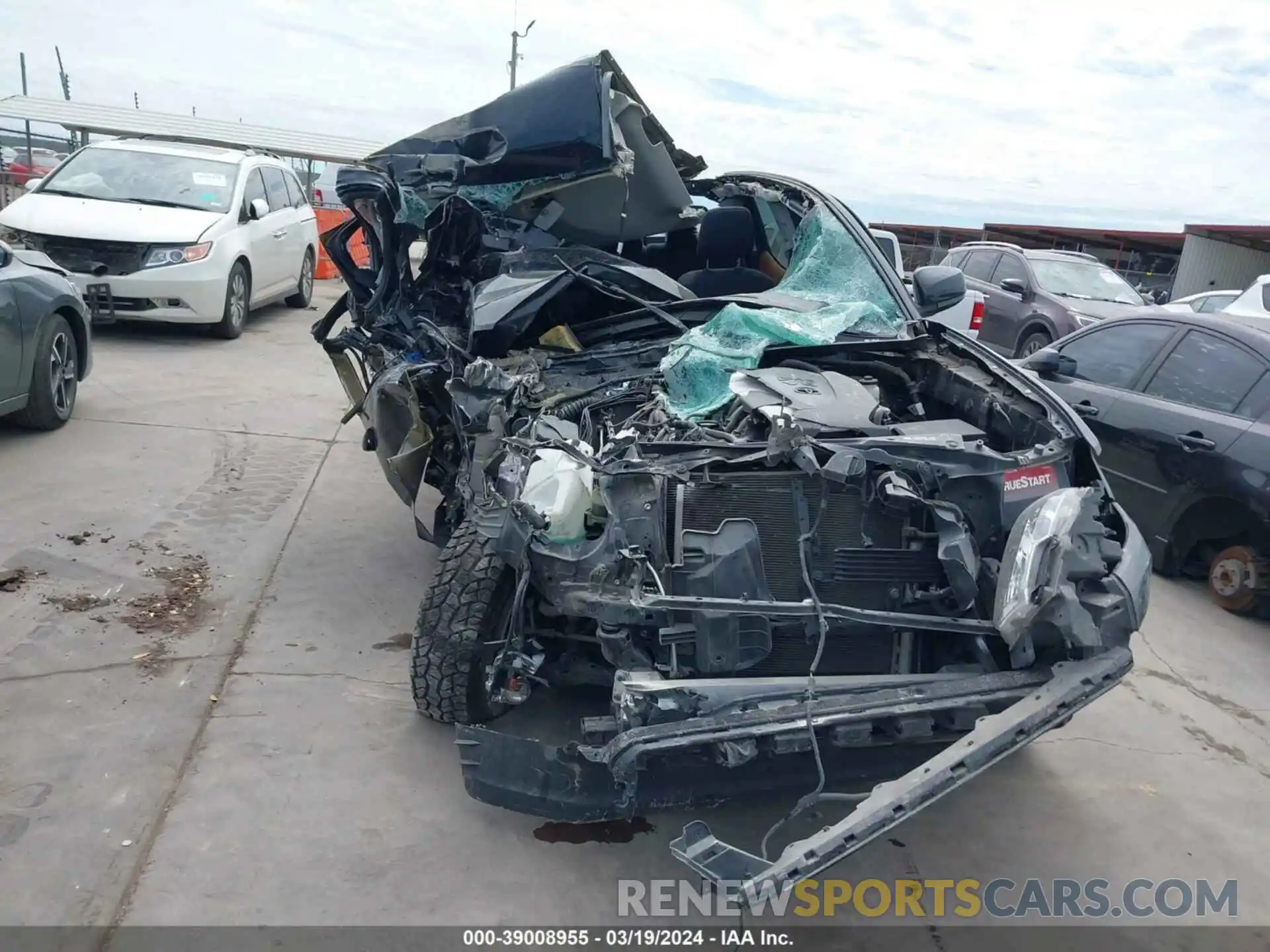 11 Photograph of a damaged car 3TMAZ5CN2KM096048 TOYOTA TACOMA 2019