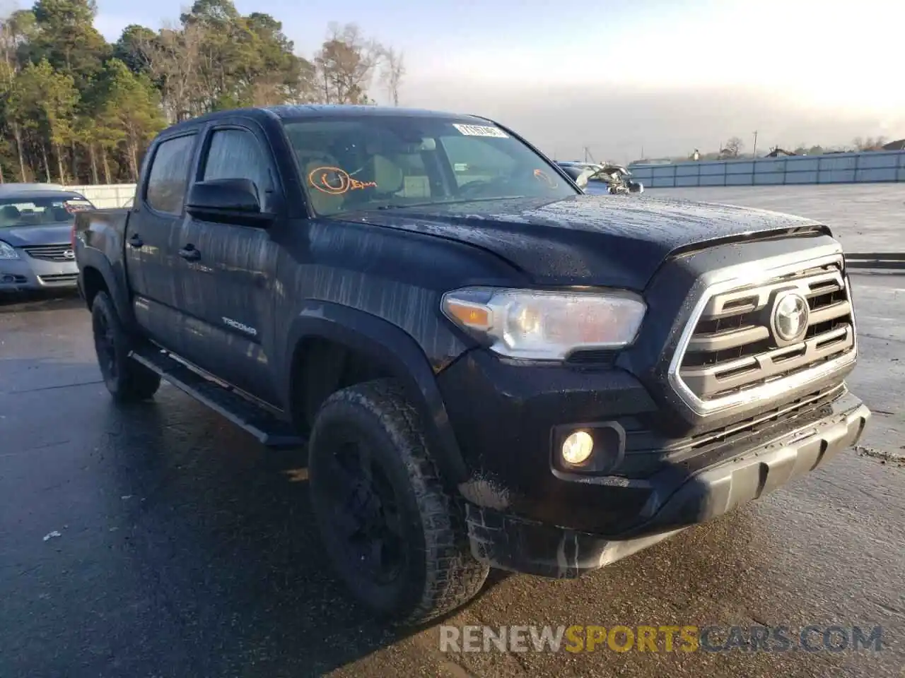 1 Photograph of a damaged car 3TMAZ5CN2KM096566 TOYOTA TACOMA 2019