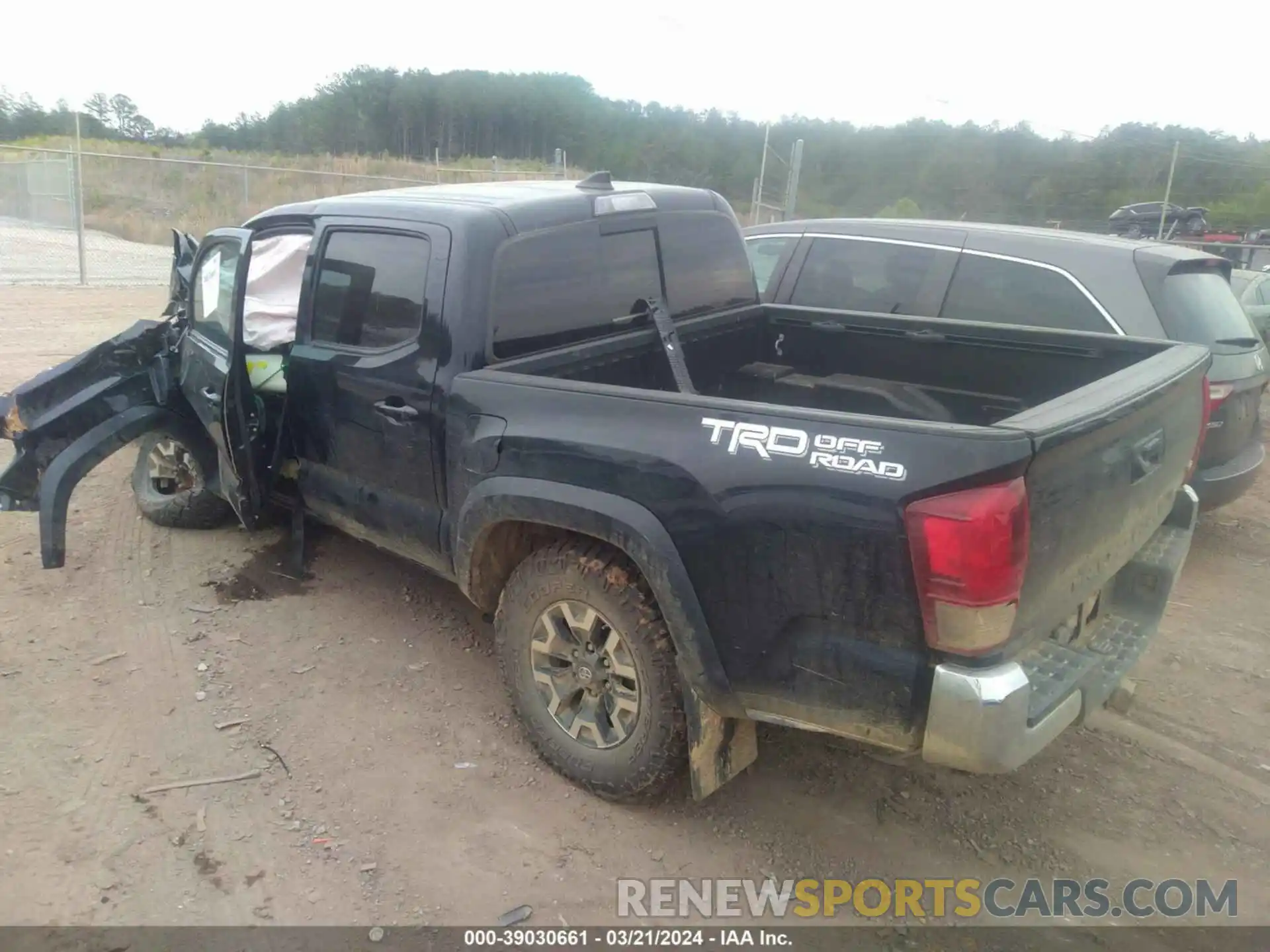 3 Photograph of a damaged car 3TMAZ5CN2KM101085 TOYOTA TACOMA 2019