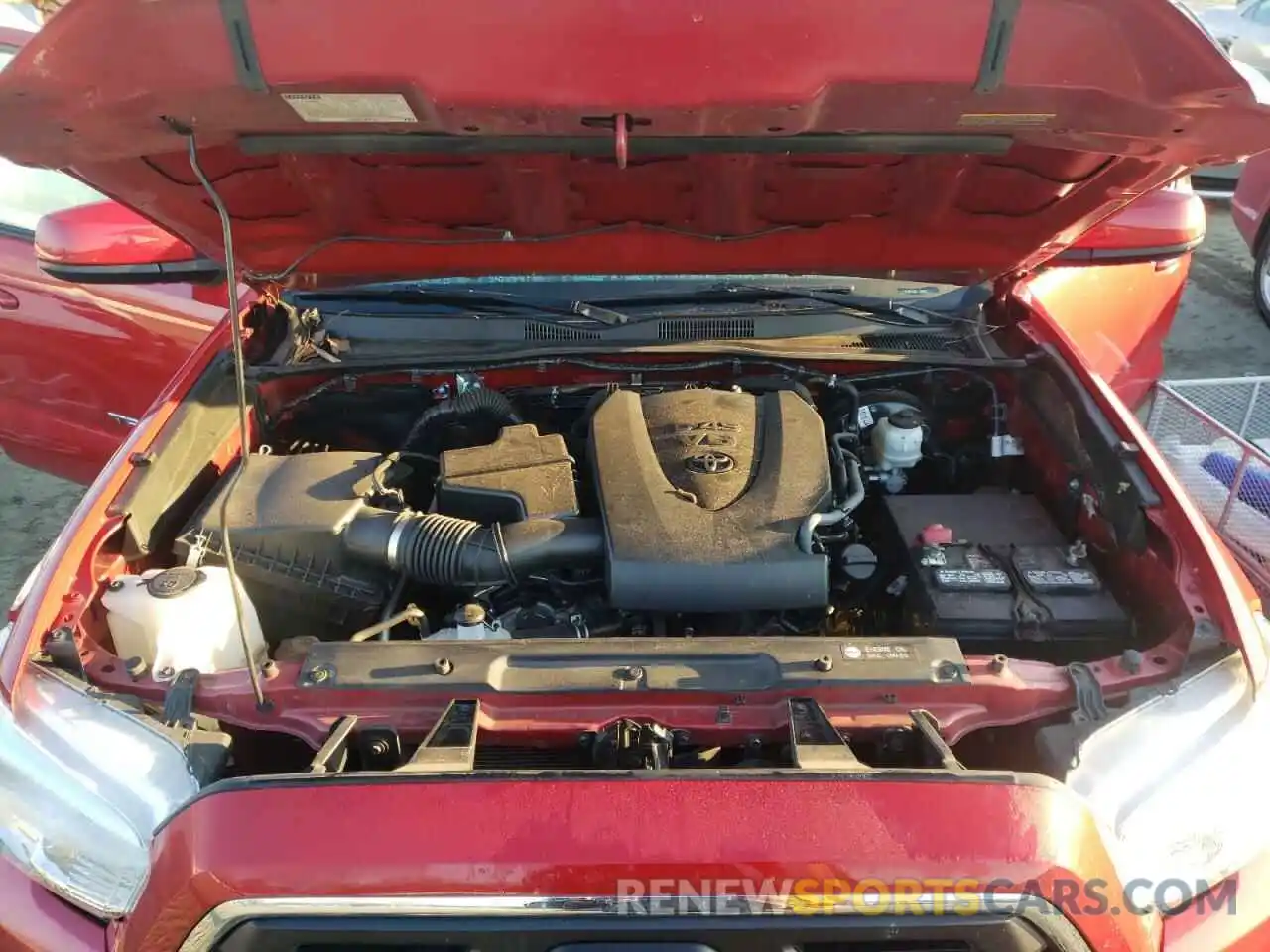 7 Photograph of a damaged car 3TMAZ5CN2KM104553 TOYOTA TACOMA 2019