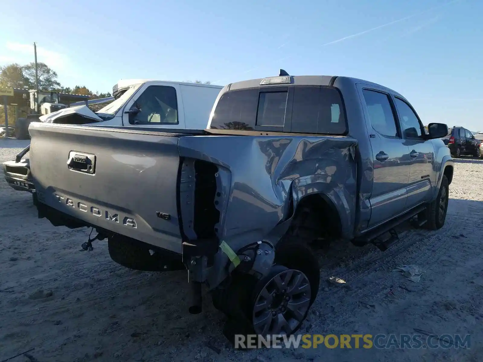 4 Photograph of a damaged car 3TMAZ5CN2KM108487 TOYOTA TACOMA 2019