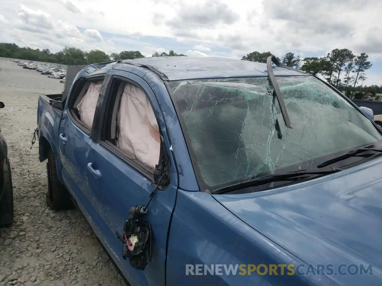 9 Фотография поврежденного автомобиля 3TMAZ5CN2KM111406 TOYOTA TACOMA 2019