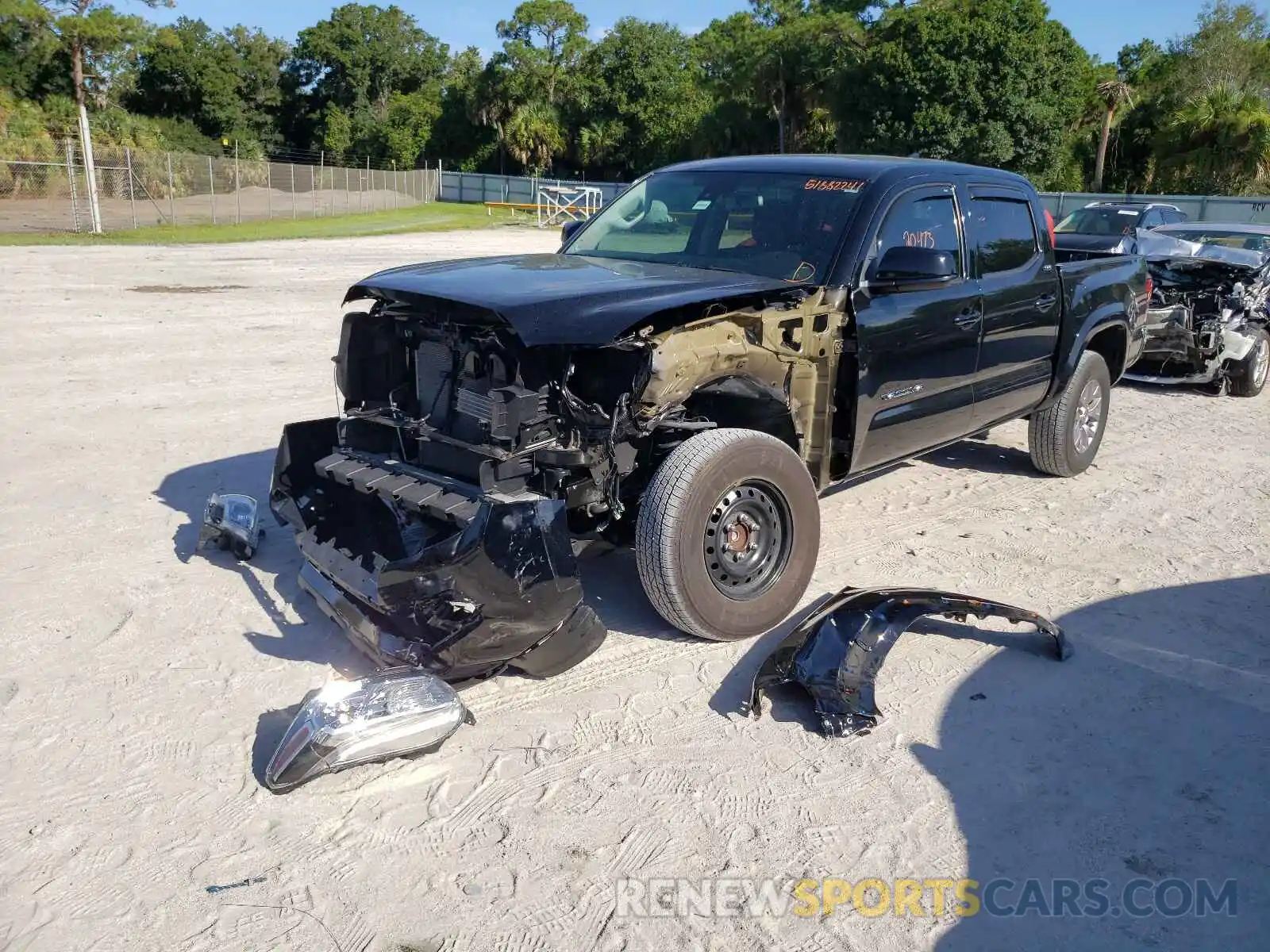 2 Photograph of a damaged car 3TMAZ5CN2KM112328 TOYOTA TACOMA 2019