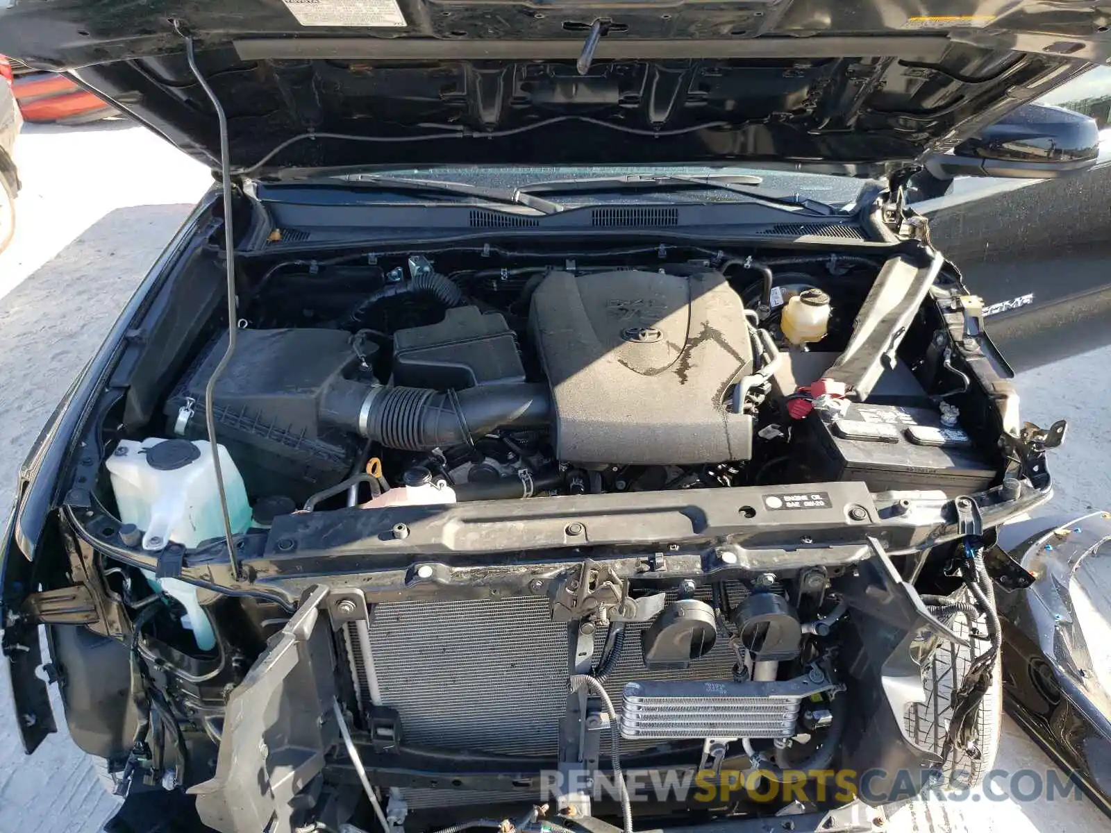 7 Photograph of a damaged car 3TMAZ5CN2KM112328 TOYOTA TACOMA 2019