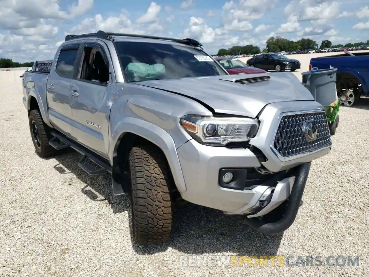 1 Photograph of a damaged car 3TMAZ5CN2KM113866 TOYOTA TACOMA 2019