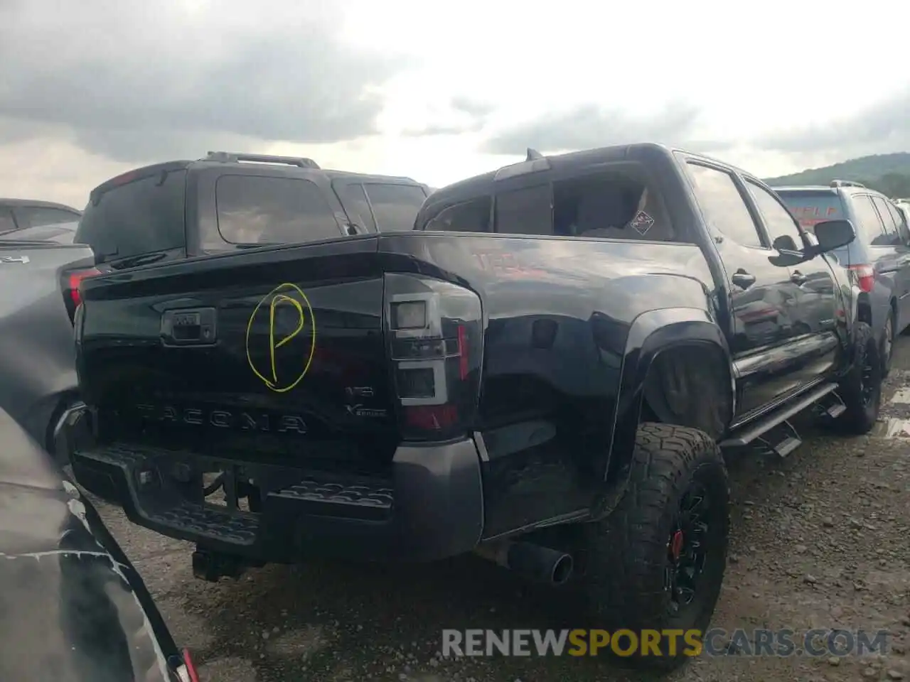 4 Photograph of a damaged car 3TMAZ5CN3KM079193 TOYOTA TACOMA 2019