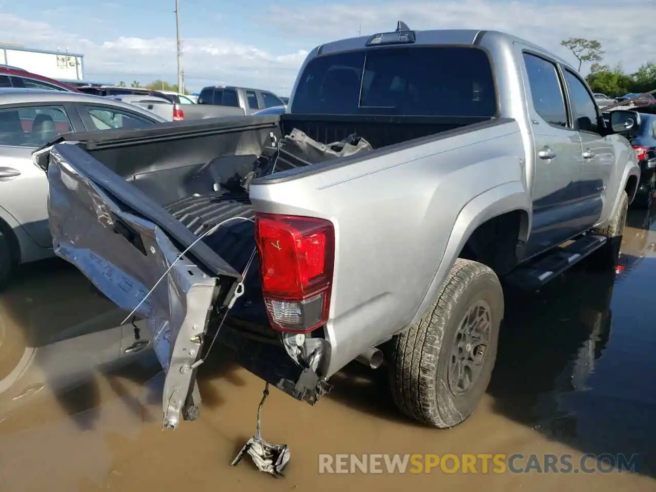 9 Photograph of a damaged car 3TMAZ5CN3KM083180 TOYOTA TACOMA 2019