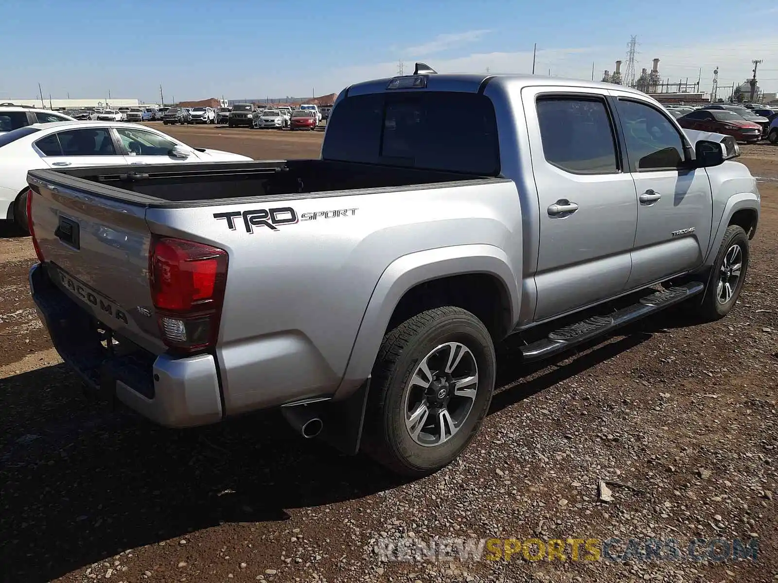 4 Photograph of a damaged car 3TMAZ5CN3KM084099 TOYOTA TACOMA 2019