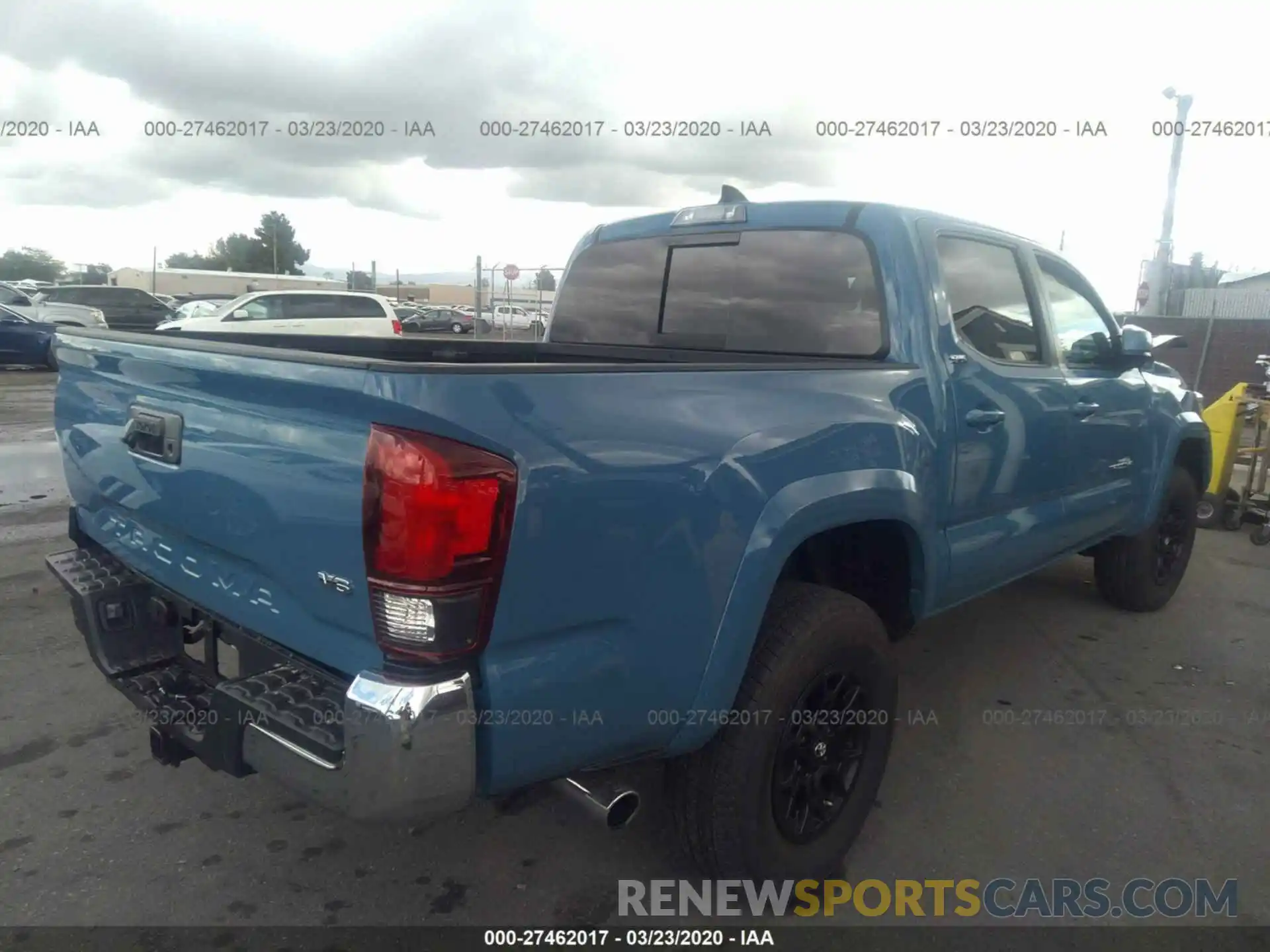 4 Photograph of a damaged car 3TMAZ5CN3KM084412 TOYOTA TACOMA 2019