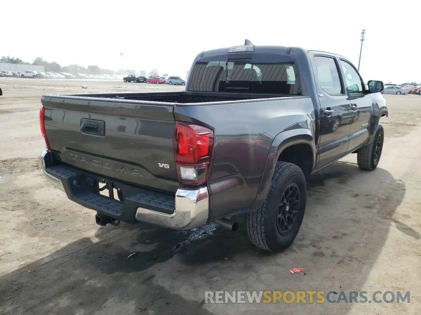 4 Photograph of a damaged car 3TMAZ5CN3KM084782 TOYOTA TACOMA 2019