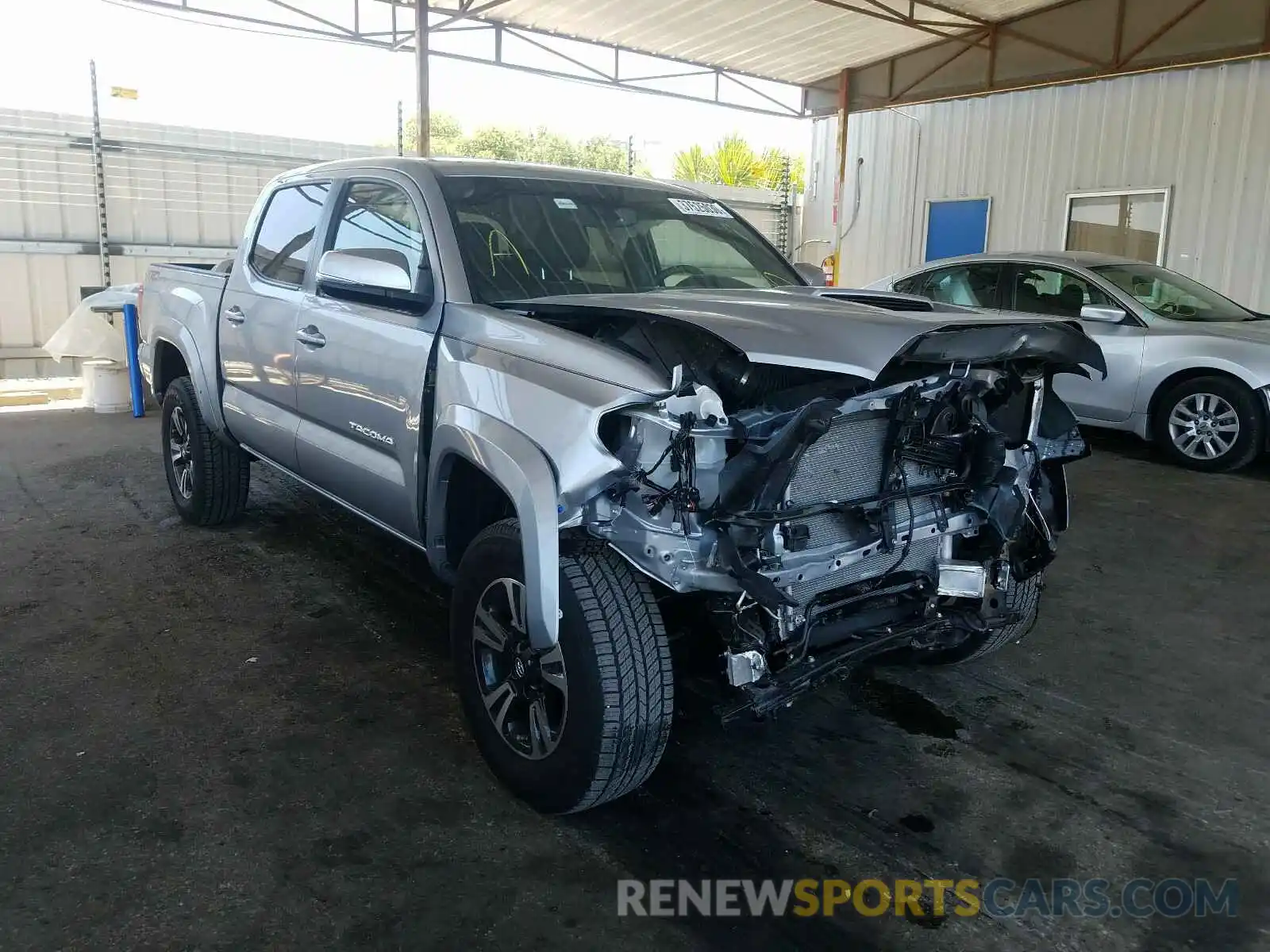 1 Photograph of a damaged car 3TMAZ5CN3KM086435 TOYOTA TACOMA 2019