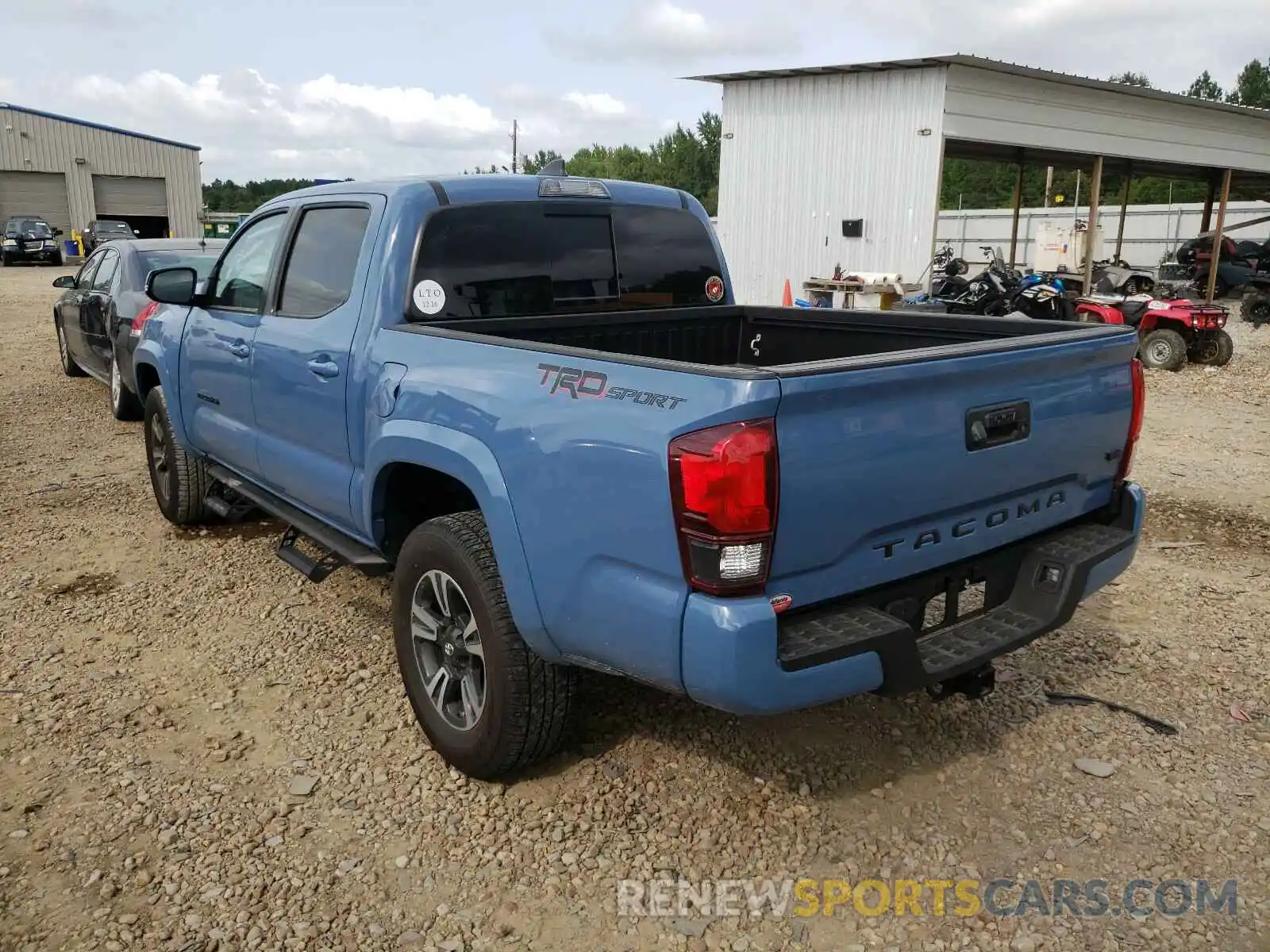 3 Photograph of a damaged car 3TMAZ5CN3KM090825 TOYOTA TACOMA 2019