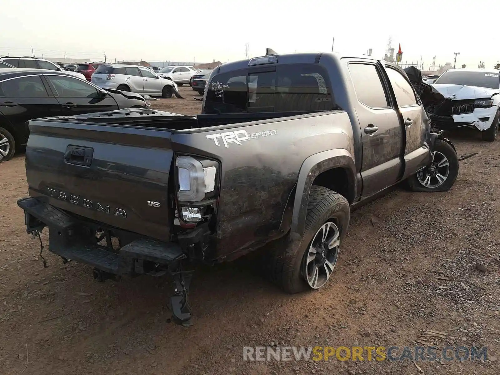 4 Photograph of a damaged car 3TMAZ5CN3KM092283 TOYOTA TACOMA 2019