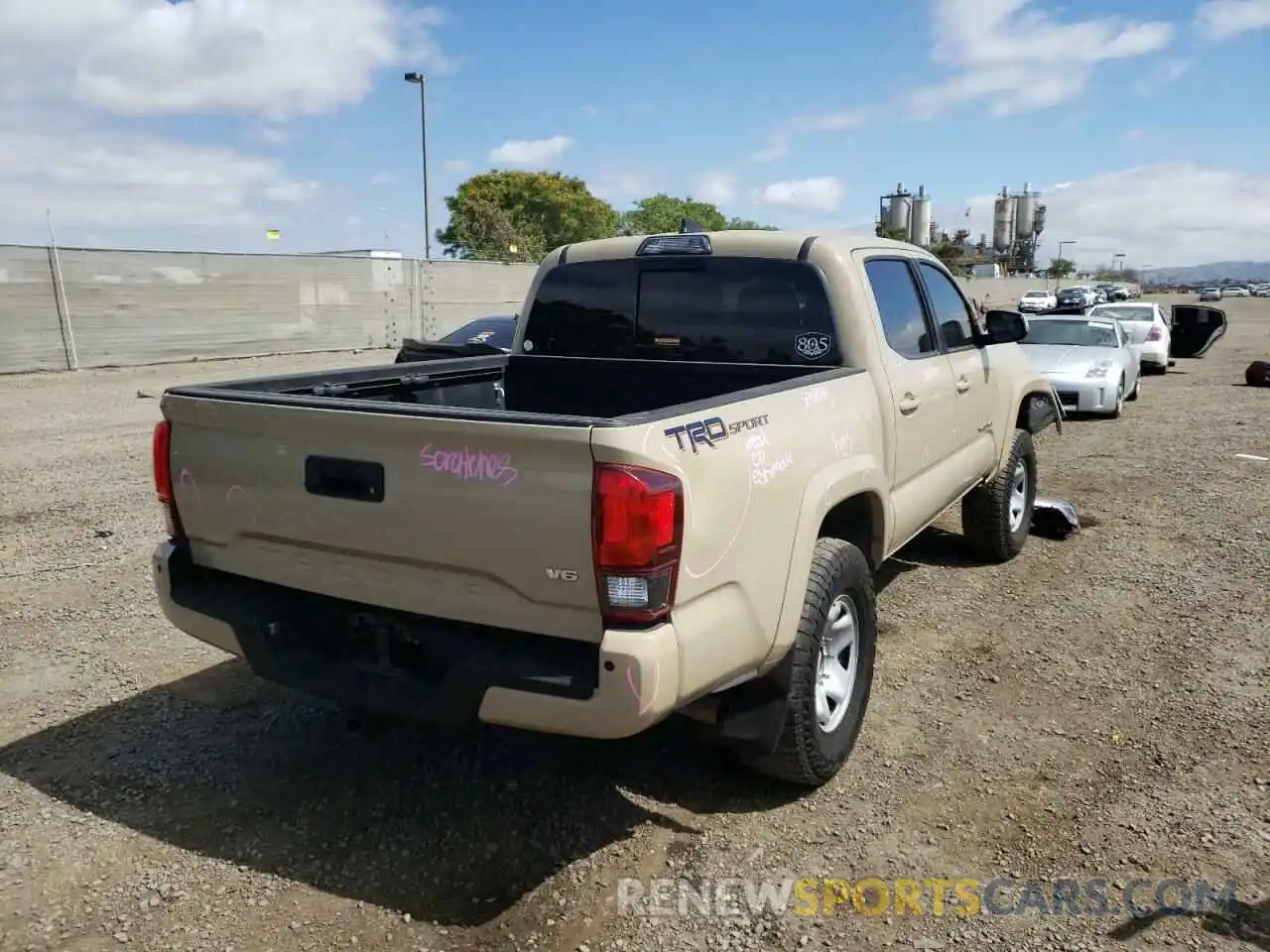 4 Photograph of a damaged car 3TMAZ5CN3KM092378 TOYOTA TACOMA 2019