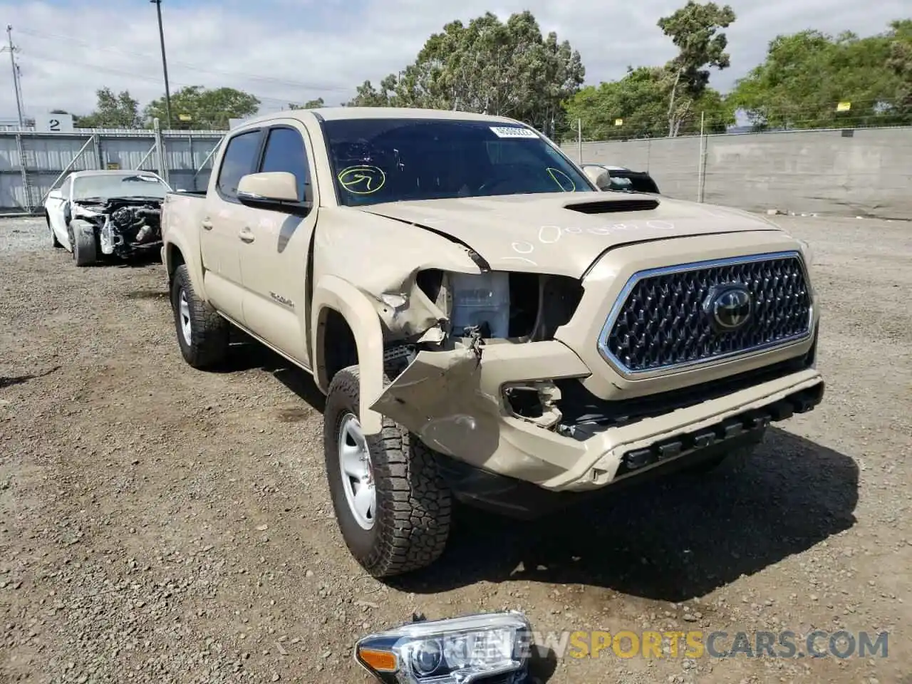 9 Photograph of a damaged car 3TMAZ5CN3KM092378 TOYOTA TACOMA 2019