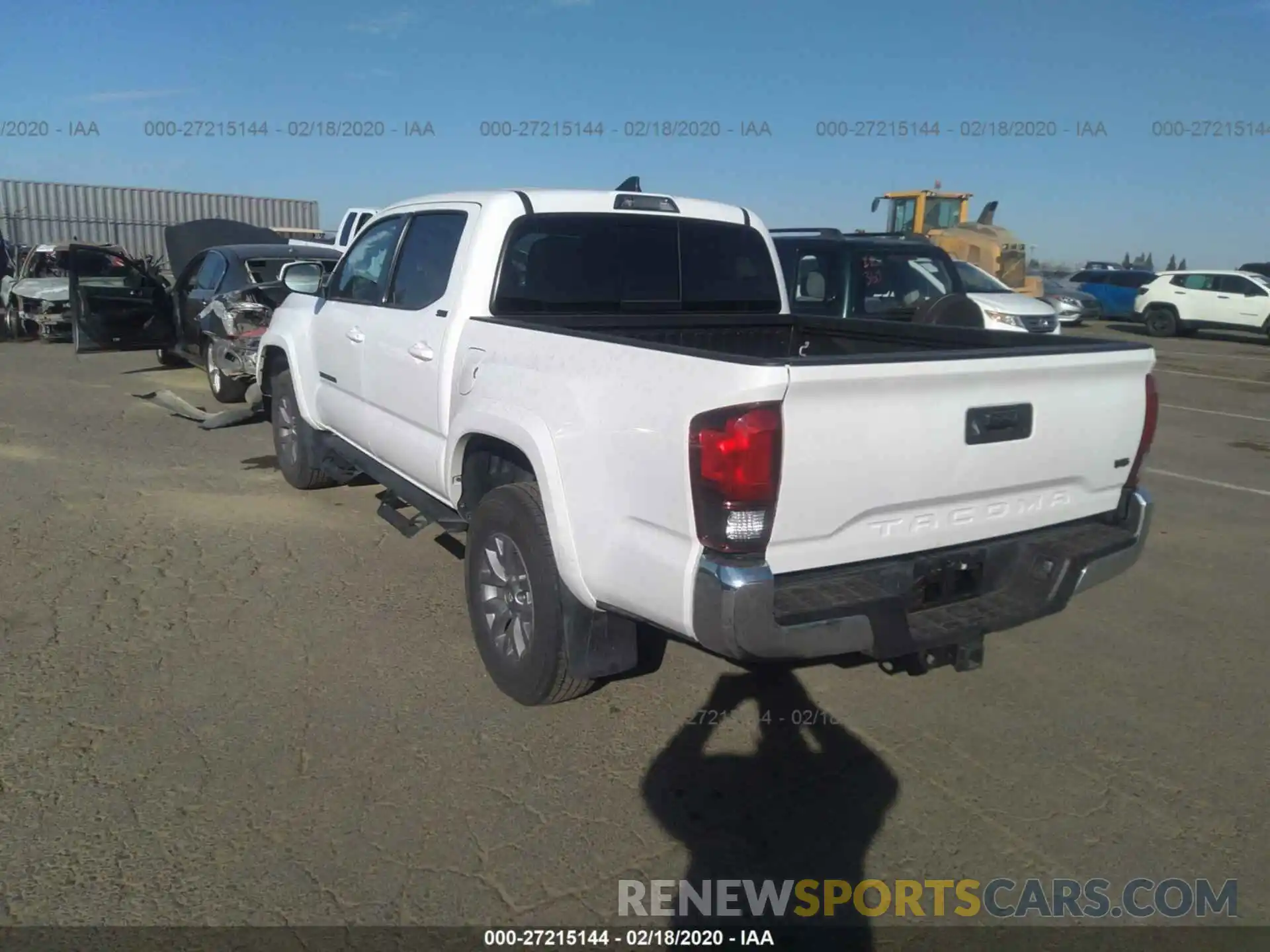 3 Photograph of a damaged car 3TMAZ5CN3KM094714 TOYOTA TACOMA 2019