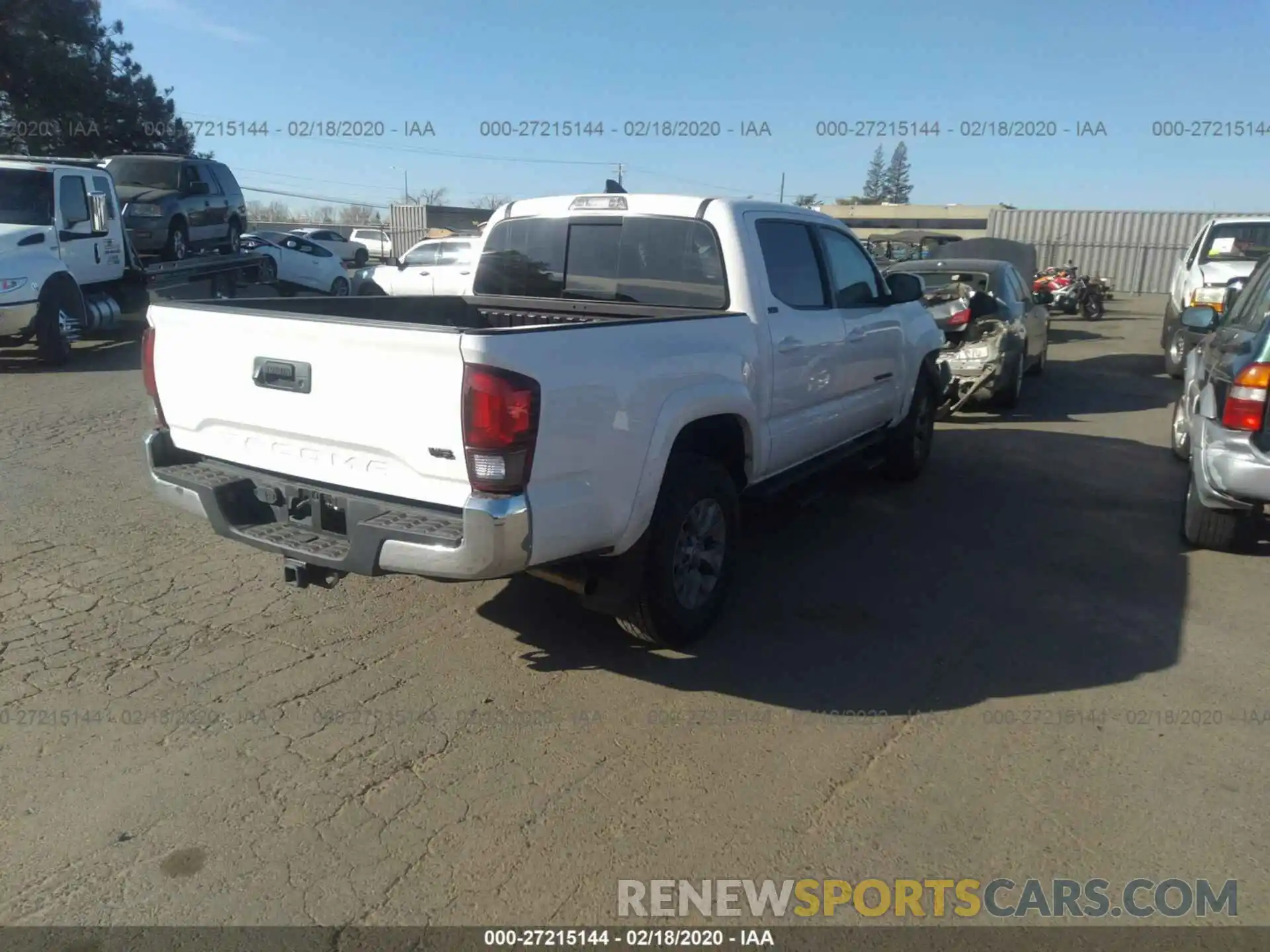 4 Photograph of a damaged car 3TMAZ5CN3KM094714 TOYOTA TACOMA 2019