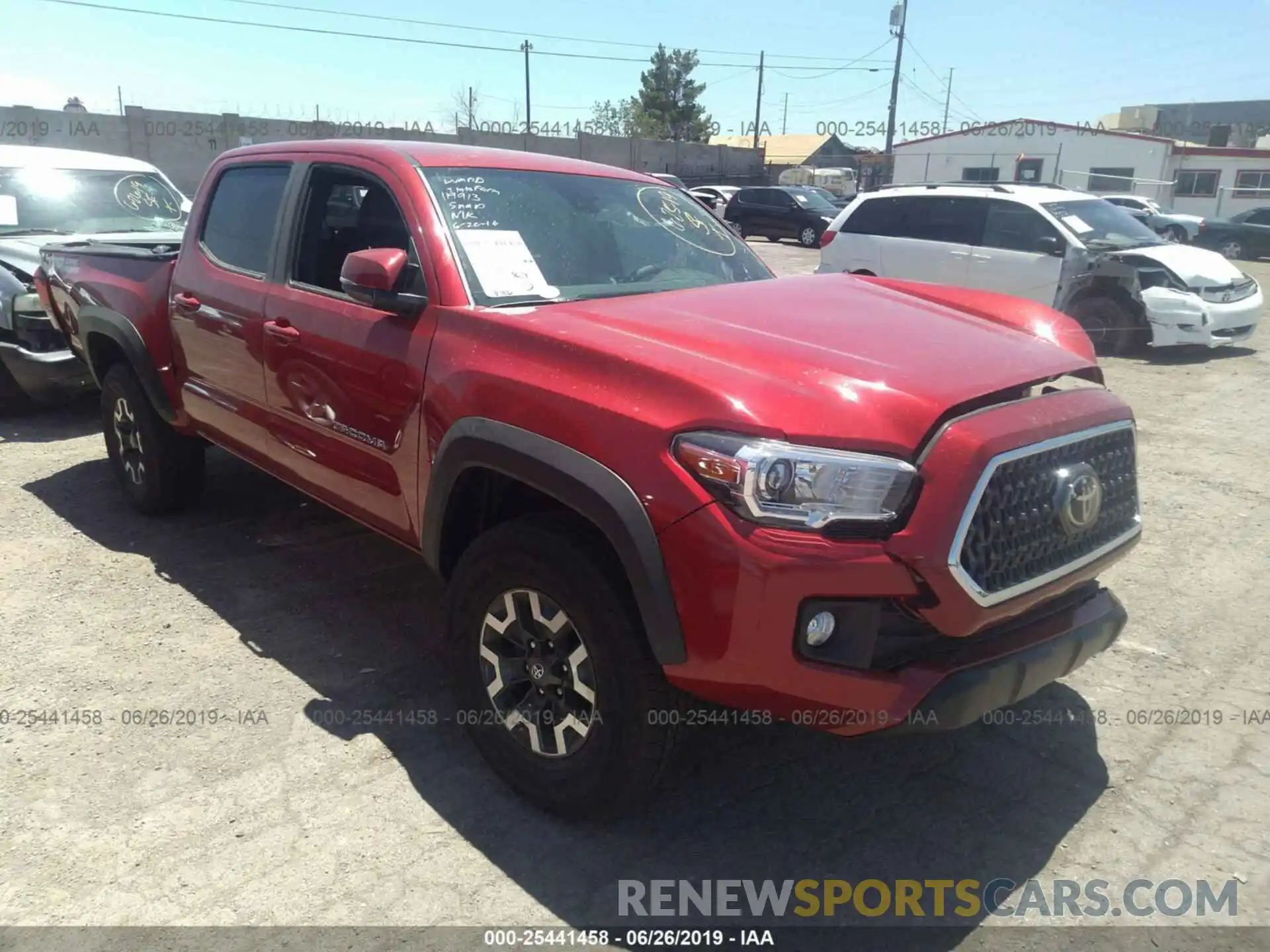 1 Photograph of a damaged car 3TMAZ5CN3KM096835 TOYOTA TACOMA 2019