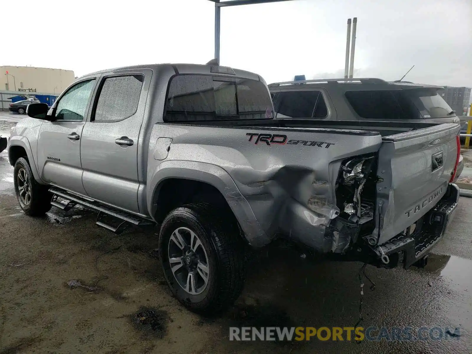 3 Photograph of a damaged car 3TMAZ5CN3KM102679 TOYOTA TACOMA 2019