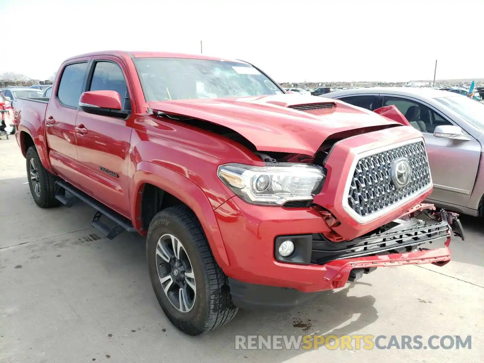 1 Photograph of a damaged car 3TMAZ5CN3KM103900 TOYOTA TACOMA 2019