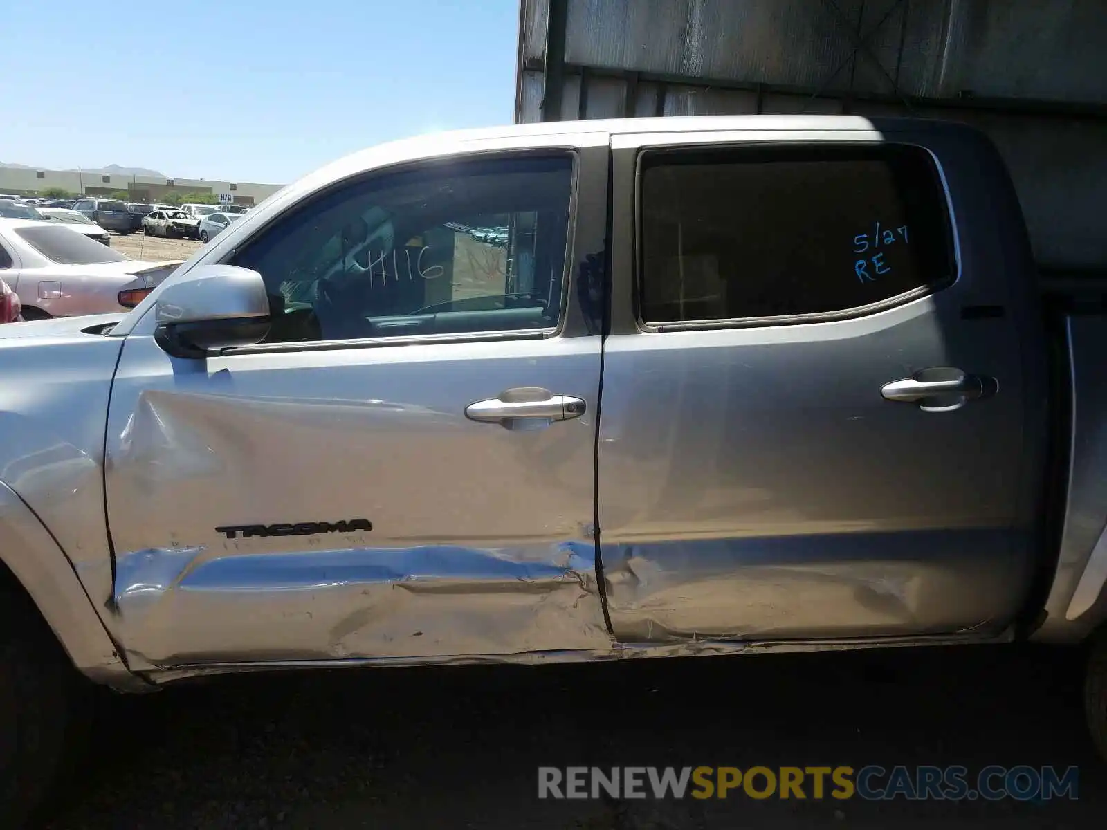 9 Photograph of a damaged car 3TMAZ5CN3KM105095 TOYOTA TACOMA 2019