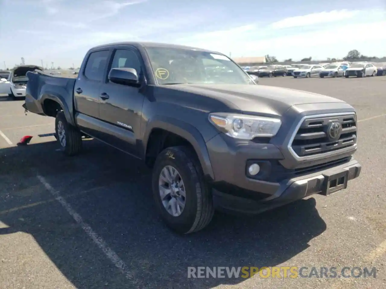 1 Photograph of a damaged car 3TMAZ5CN3KM107039 TOYOTA TACOMA 2019