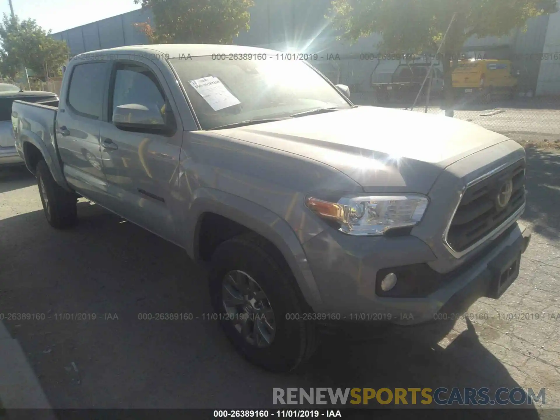 1 Photograph of a damaged car 3TMAZ5CN3KM112631 TOYOTA TACOMA 2019