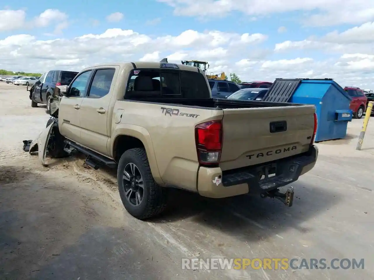 3 Photograph of a damaged car 3TMAZ5CN3KM112659 TOYOTA TACOMA 2019