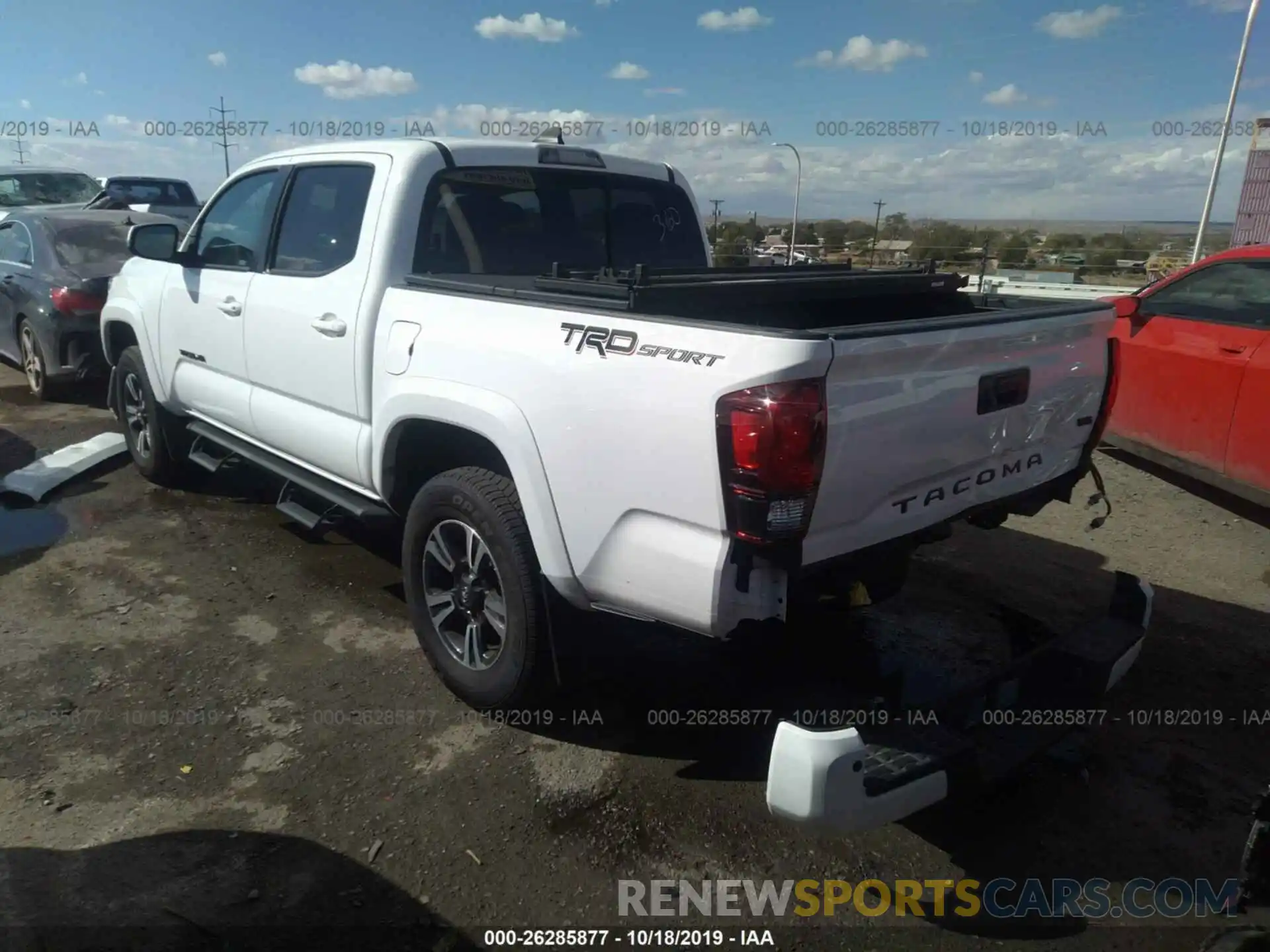 3 Photograph of a damaged car 3TMAZ5CN4KM080210 TOYOTA TACOMA 2019