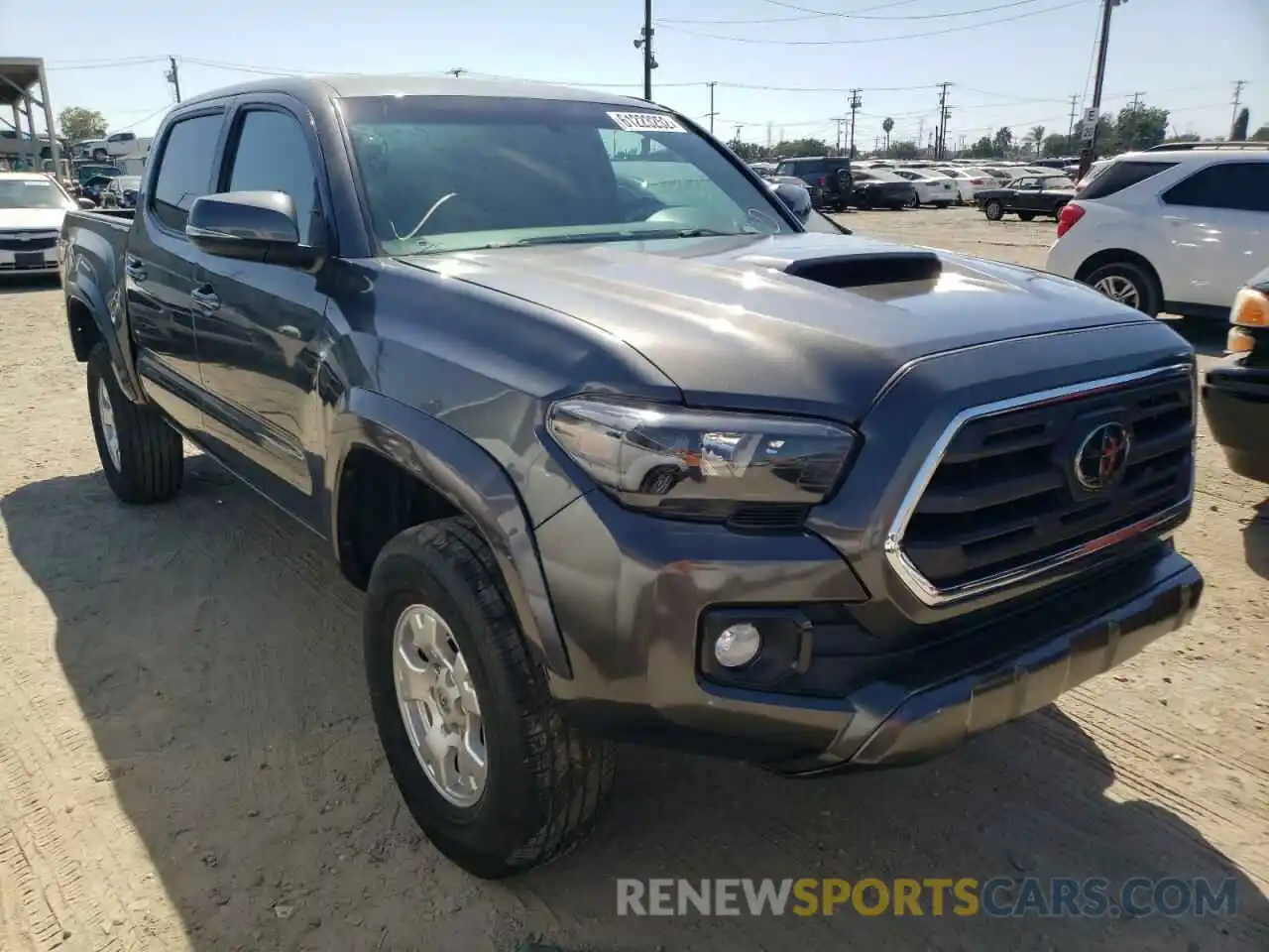 1 Photograph of a damaged car 3TMAZ5CN4KM081048 TOYOTA TACOMA 2019