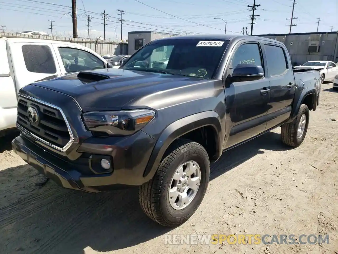 2 Photograph of a damaged car 3TMAZ5CN4KM081048 TOYOTA TACOMA 2019