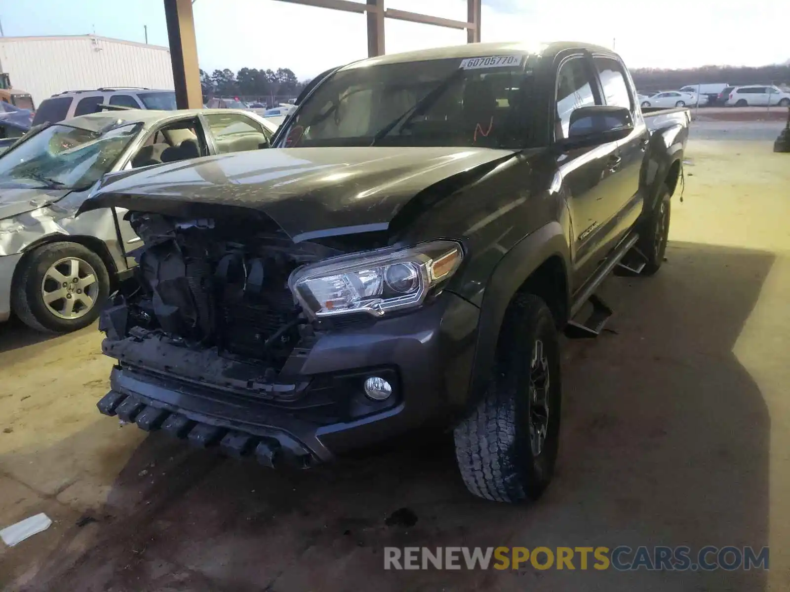 2 Фотография поврежденного автомобиля 3TMAZ5CN4KM081633 TOYOTA TACOMA 2019