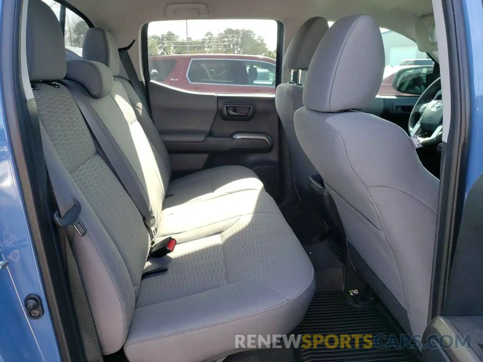 6 Photograph of a damaged car 3TMAZ5CN4KM082104 TOYOTA TACOMA 2019