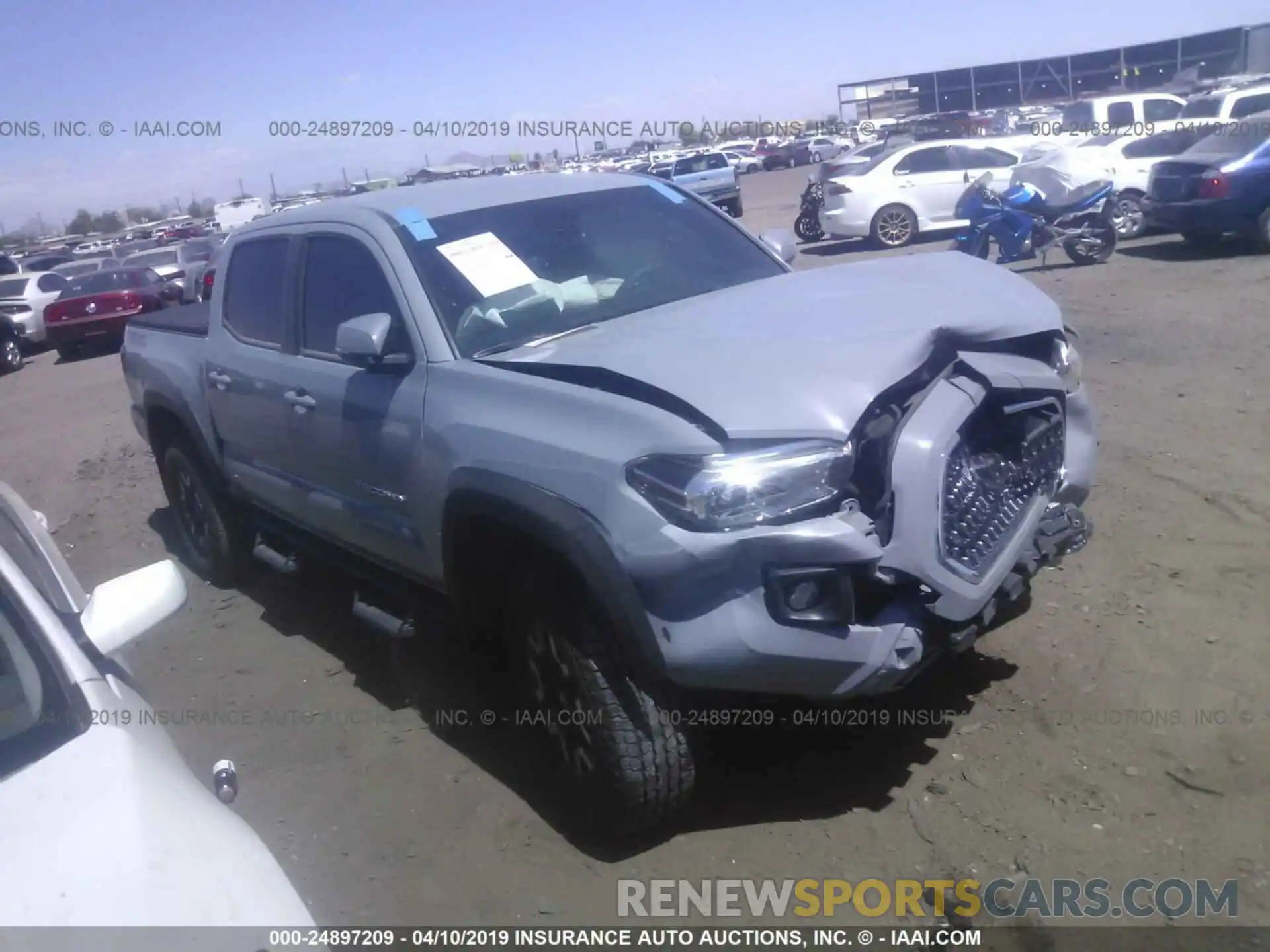 1 Photograph of a damaged car 3TMAZ5CN4KM083527 TOYOTA TACOMA 2019