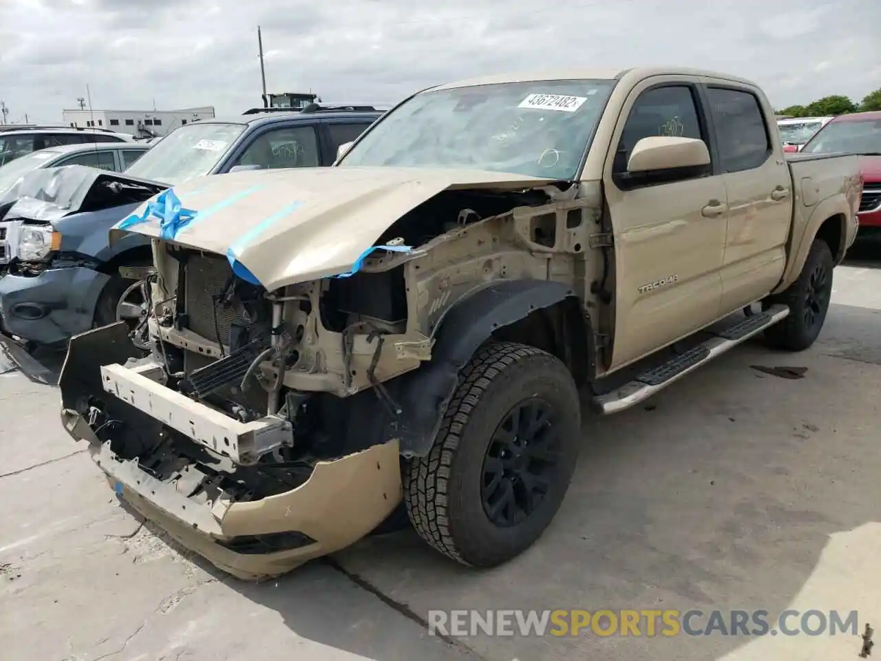 2 Photograph of a damaged car 3TMAZ5CN4KM083561 TOYOTA TACOMA 2019