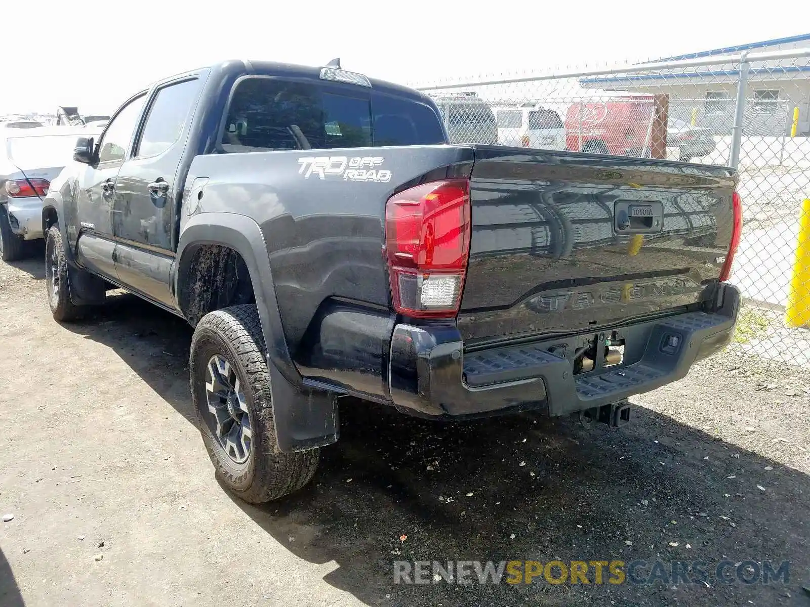 3 Photograph of a damaged car 3TMAZ5CN4KM083902 TOYOTA TACOMA 2019