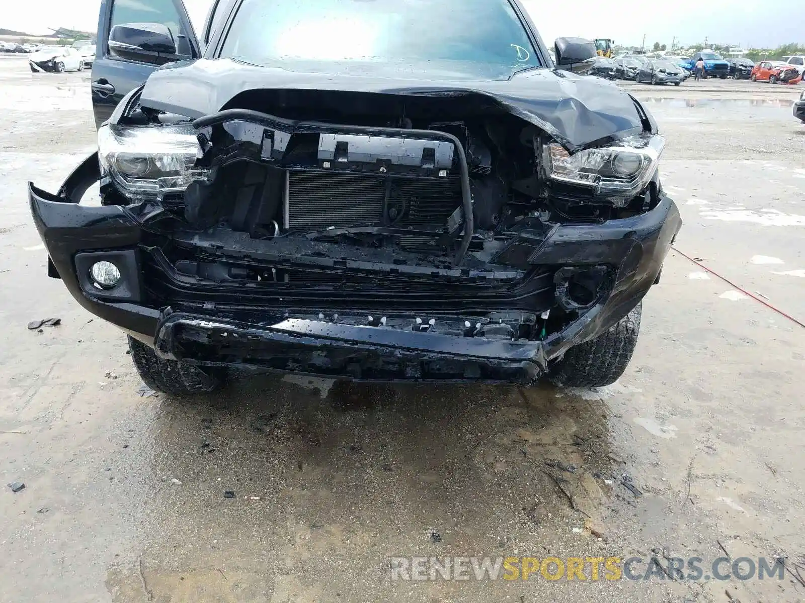 9 Photograph of a damaged car 3TMAZ5CN4KM085536 TOYOTA TACOMA 2019