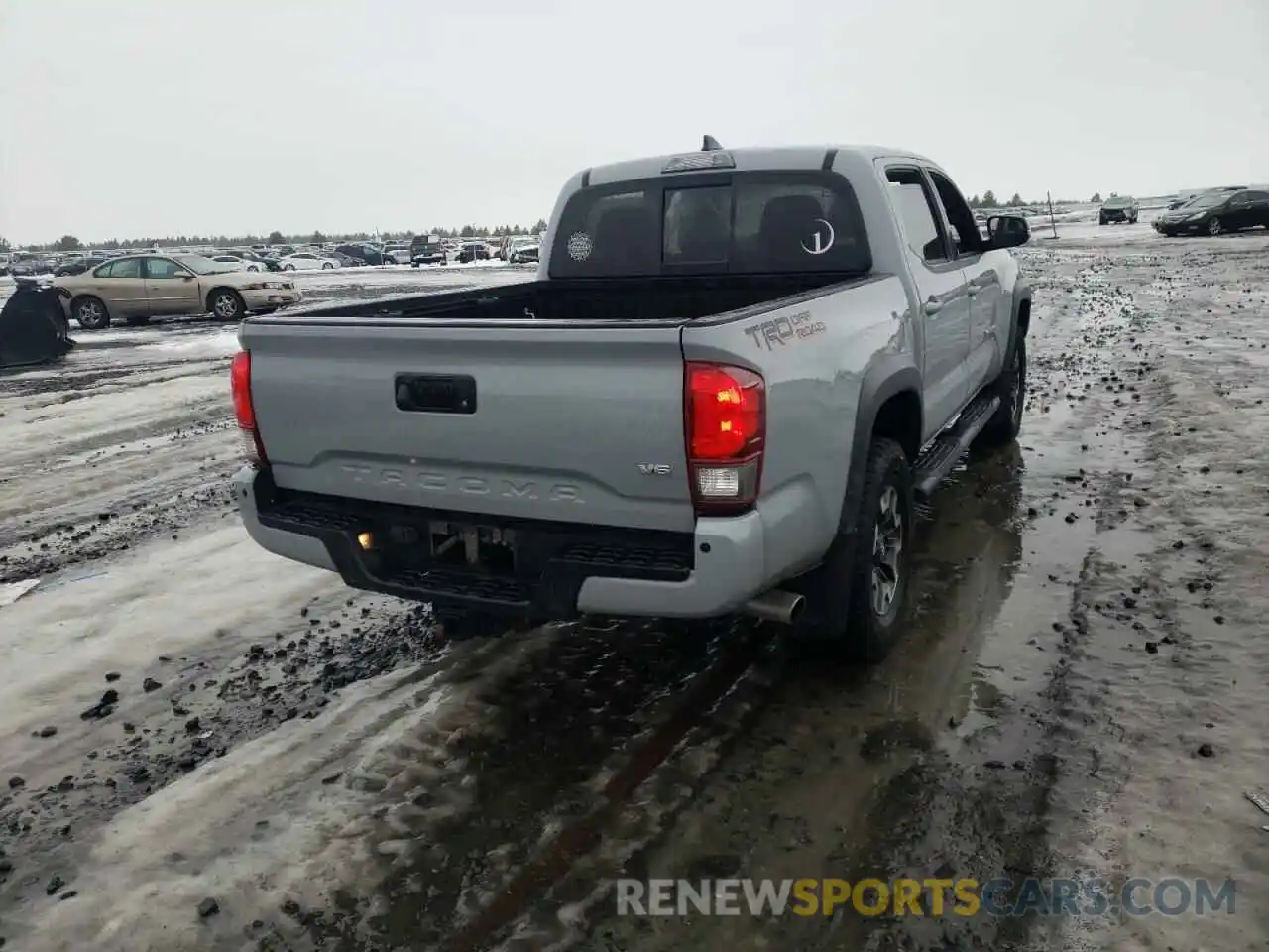 4 Photograph of a damaged car 3TMAZ5CN4KM088047 TOYOTA TACOMA 2019