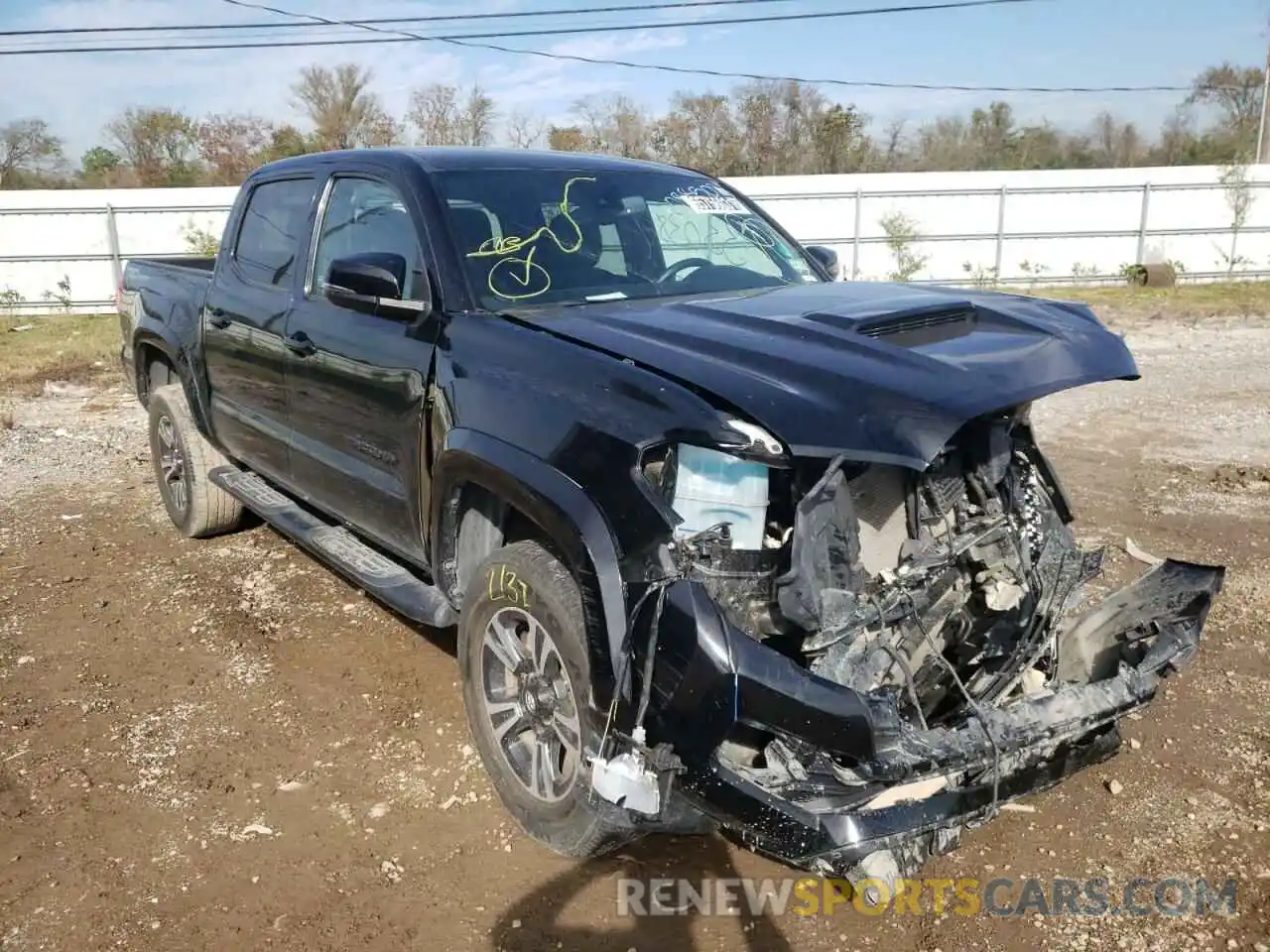 1 Photograph of a damaged car 3TMAZ5CN4KM088503 TOYOTA TACOMA 2019