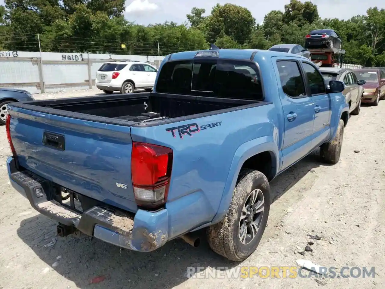 4 Photograph of a damaged car 3TMAZ5CN4KM088937 TOYOTA TACOMA 2019