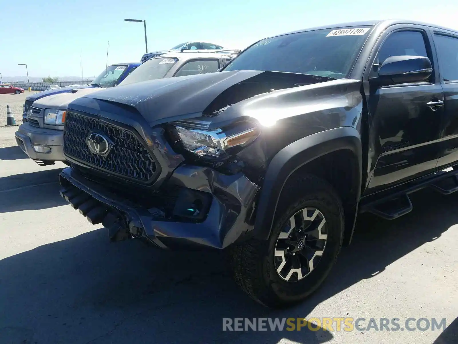 9 Photograph of a damaged car 3TMAZ5CN4KM091790 TOYOTA TACOMA 2019