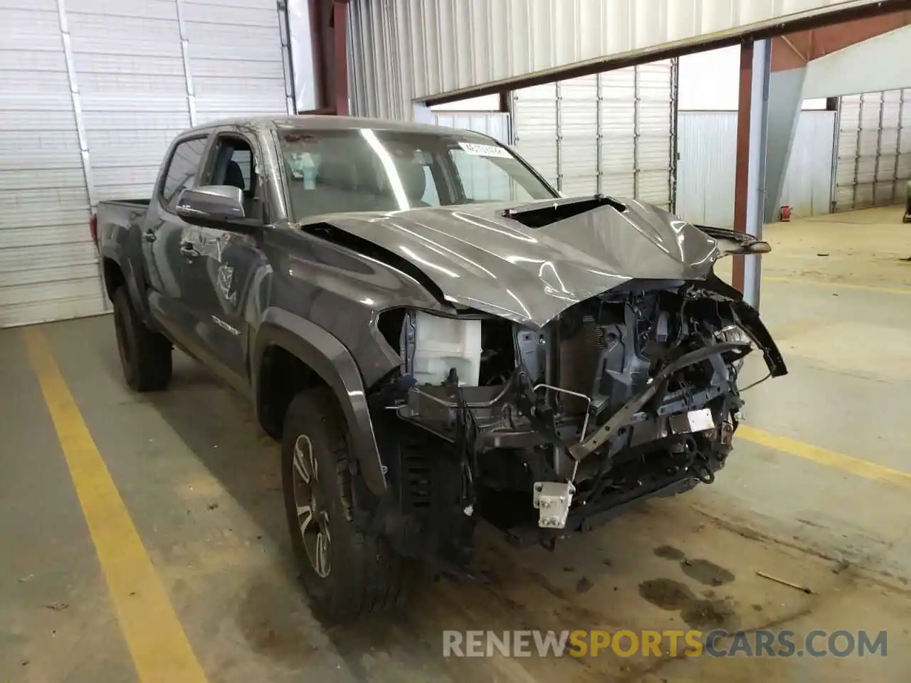 1 Photograph of a damaged car 3TMAZ5CN4KM091935 TOYOTA TACOMA 2019