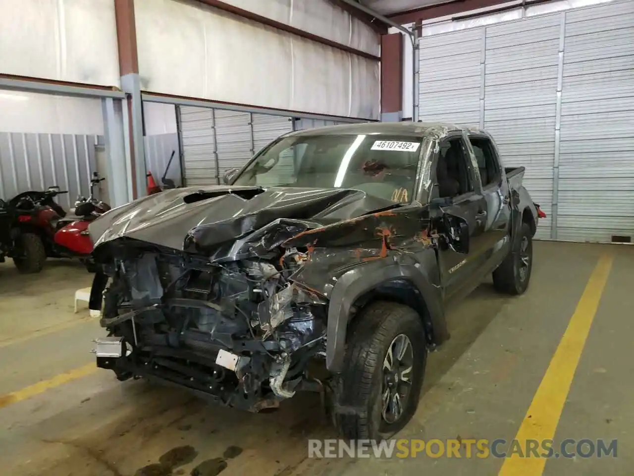 2 Photograph of a damaged car 3TMAZ5CN4KM091935 TOYOTA TACOMA 2019