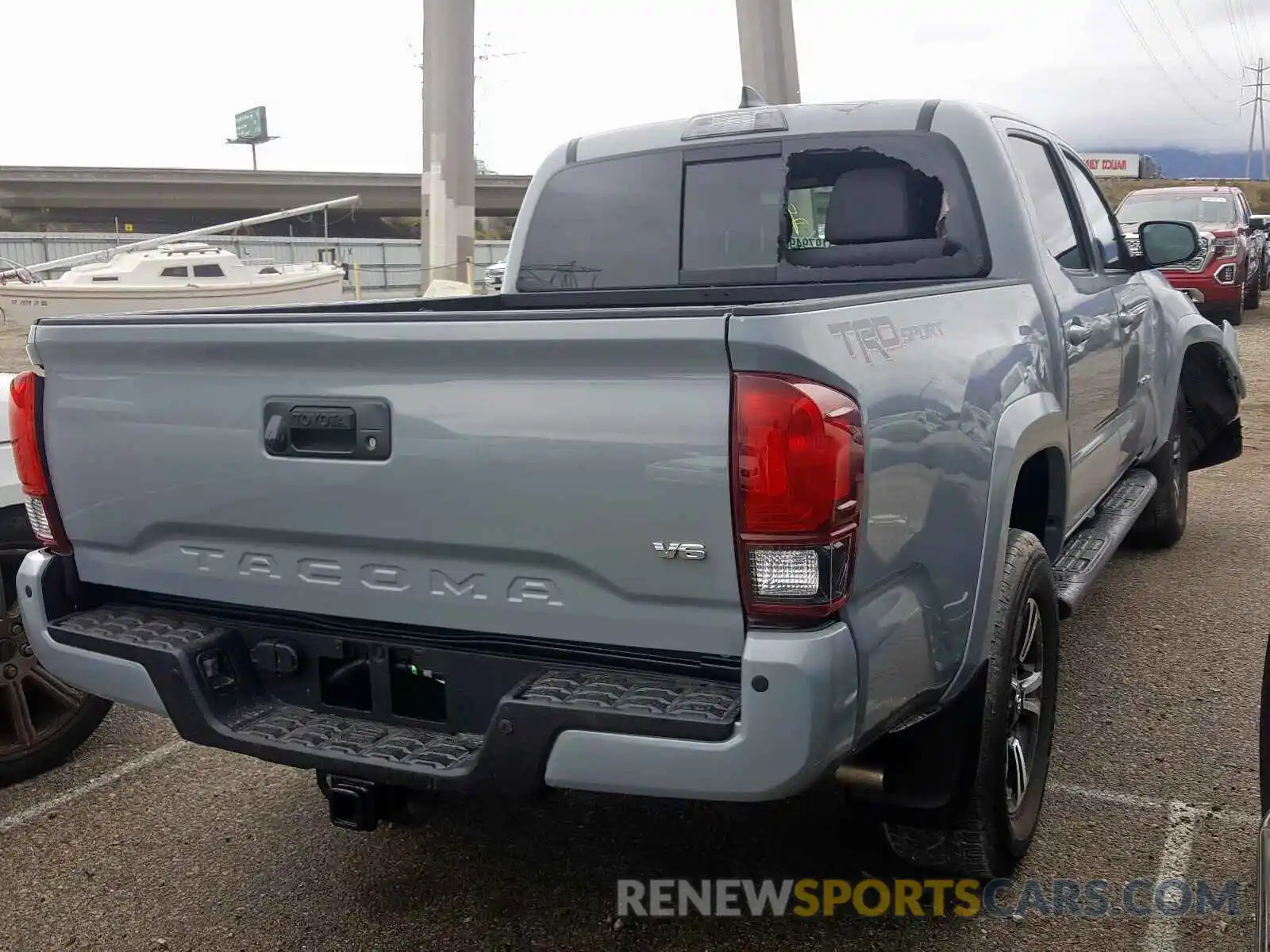 4 Фотография поврежденного автомобиля 3TMAZ5CN4KM095970 TOYOTA TACOMA 2019