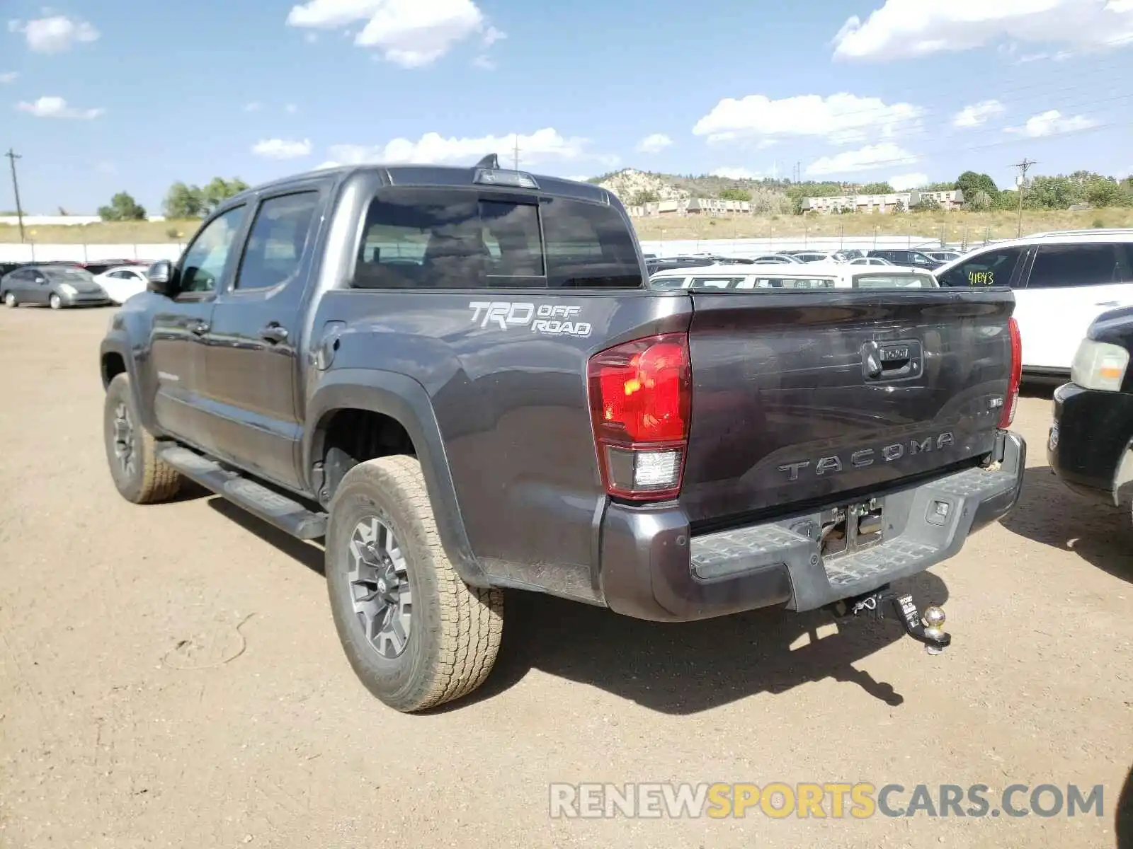 3 Photograph of a damaged car 3TMAZ5CN4KM097573 TOYOTA TACOMA 2019