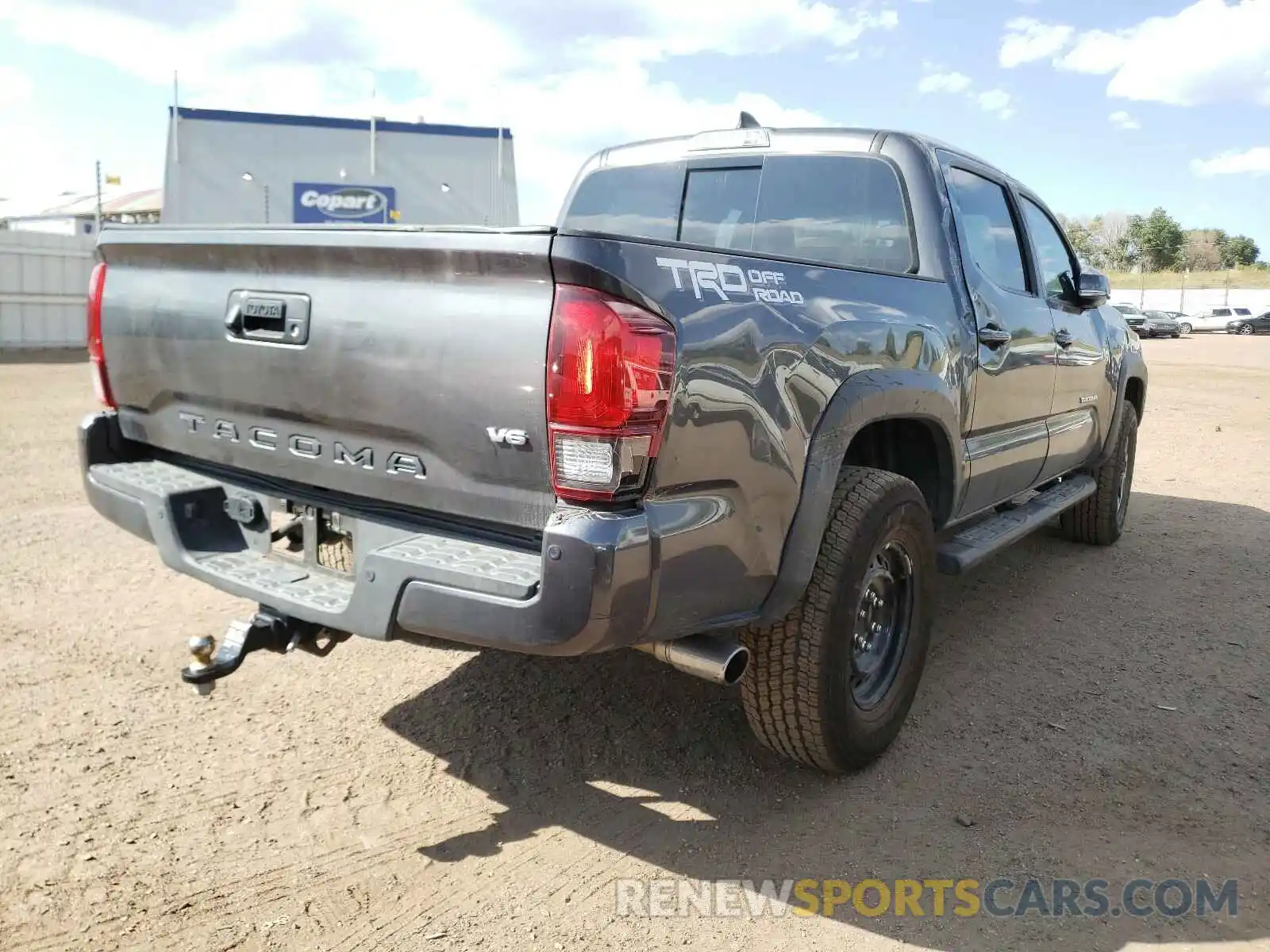 4 Photograph of a damaged car 3TMAZ5CN4KM097573 TOYOTA TACOMA 2019