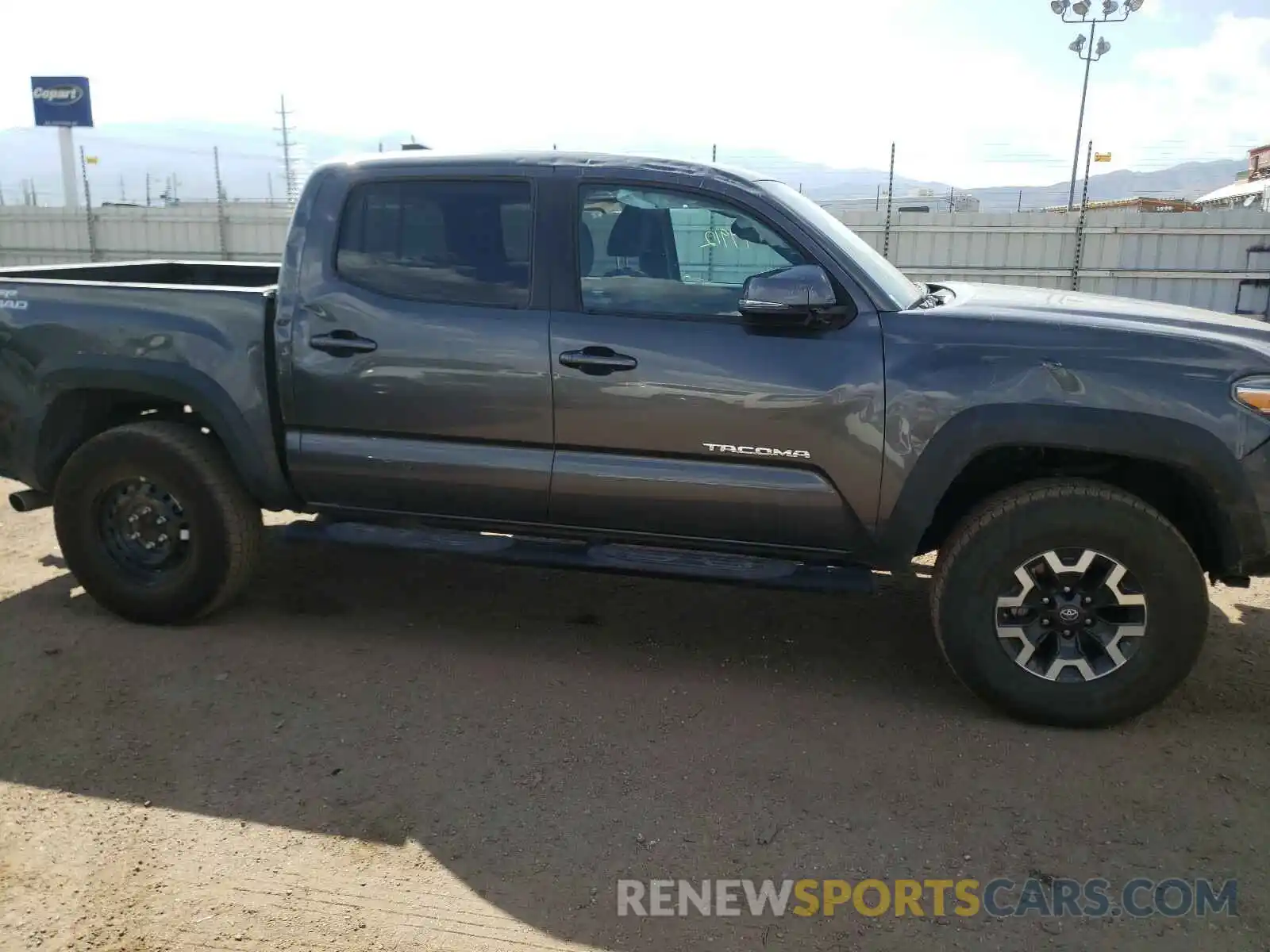 9 Photograph of a damaged car 3TMAZ5CN4KM097573 TOYOTA TACOMA 2019