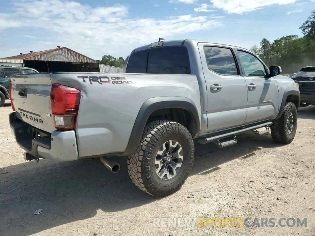 3 Photograph of a damaged car 3TMAZ5CN4KM099310 TOYOTA TACOMA 2019