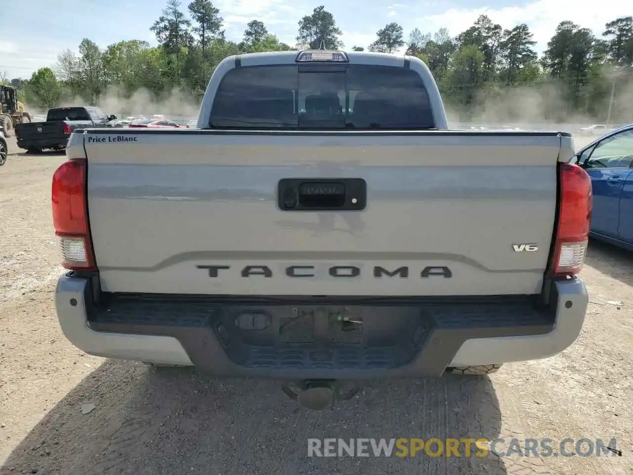 6 Photograph of a damaged car 3TMAZ5CN4KM099310 TOYOTA TACOMA 2019