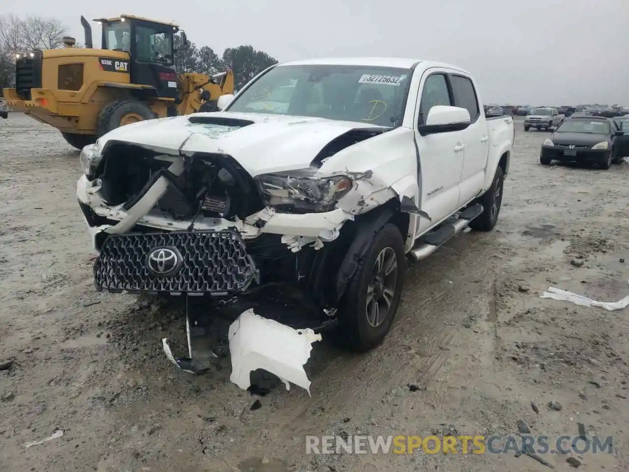 2 Photograph of a damaged car 3TMAZ5CN4KM105722 TOYOTA TACOMA 2019